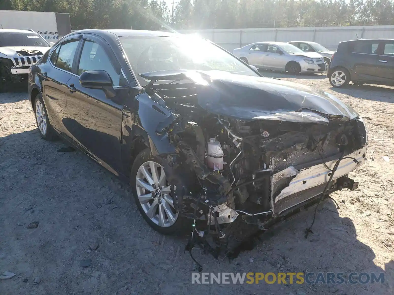 1 Photograph of a damaged car 4T1B11HK1KU277717 TOYOTA CAMRY 2019