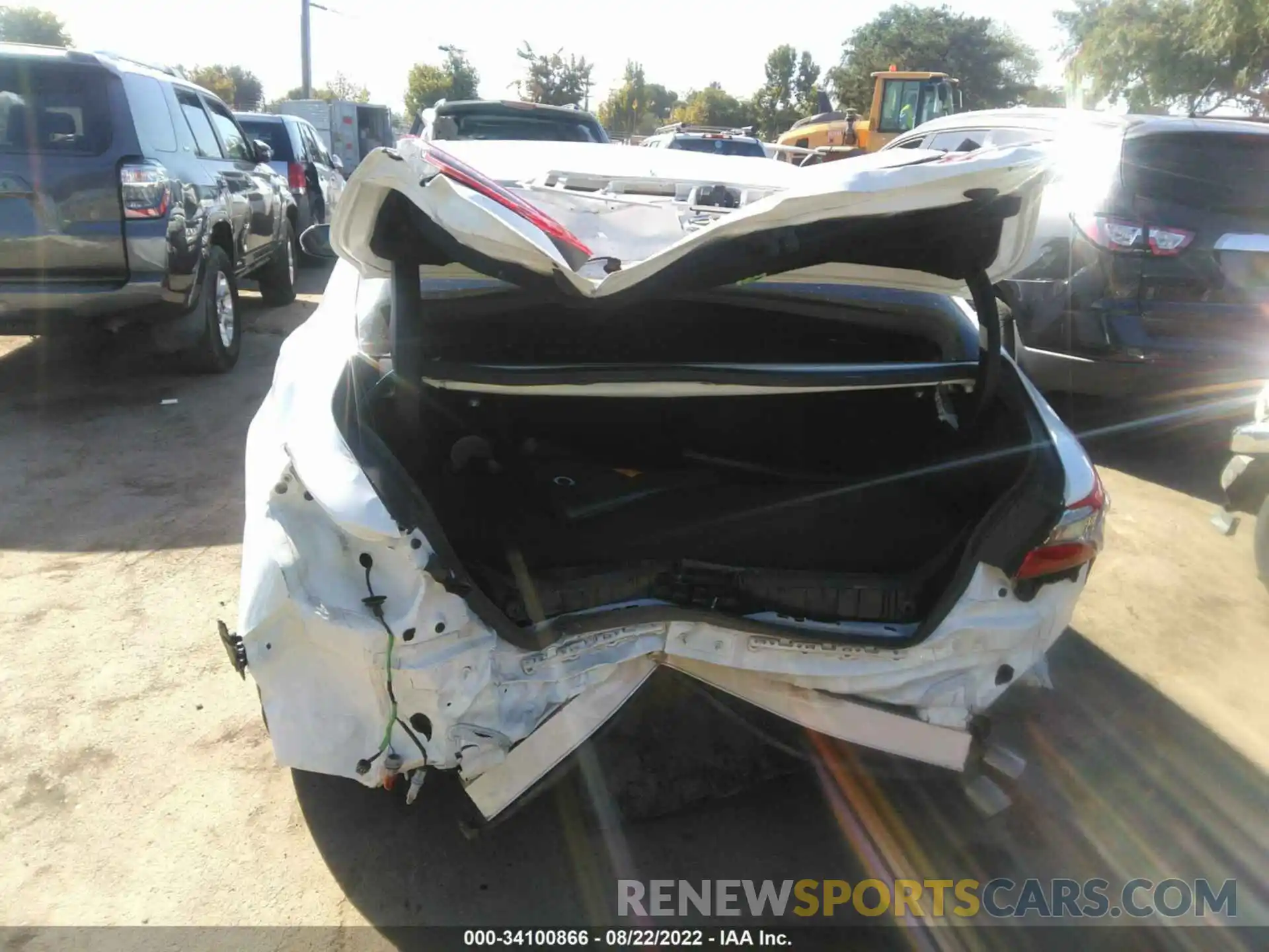 6 Photograph of a damaged car 4T1B11HK1KU277765 TOYOTA CAMRY 2019