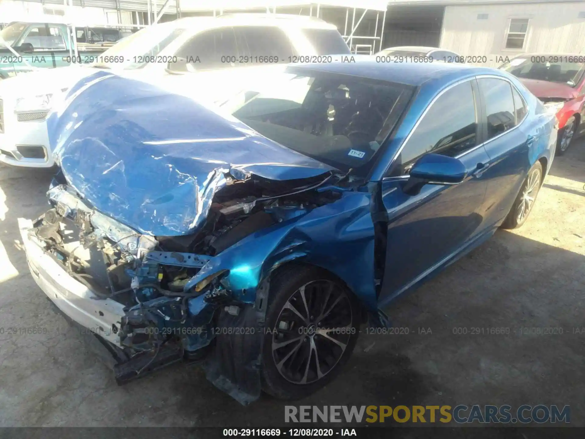 2 Photograph of a damaged car 4T1B11HK1KU278432 TOYOTA CAMRY 2019