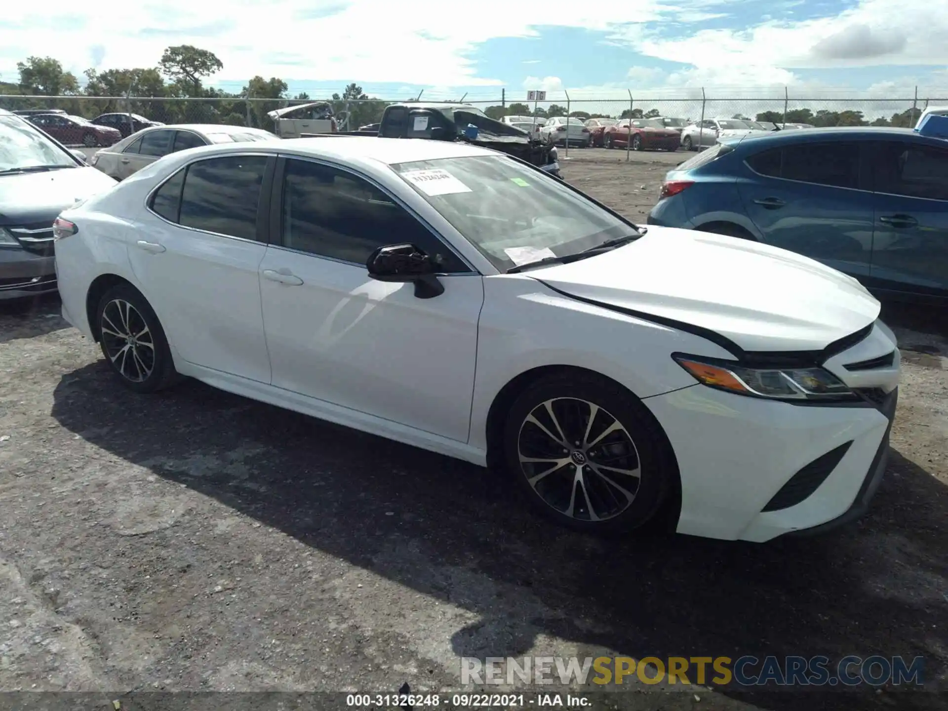 1 Photograph of a damaged car 4T1B11HK1KU280441 TOYOTA CAMRY 2019