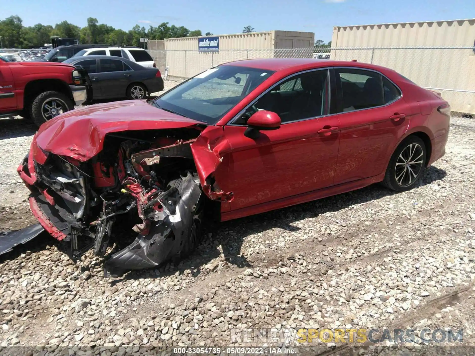 2 Photograph of a damaged car 4T1B11HK1KU281086 TOYOTA CAMRY 2019