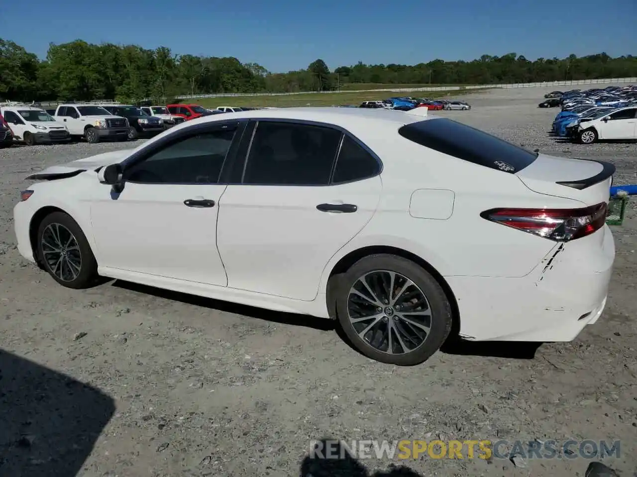 2 Photograph of a damaged car 4T1B11HK1KU281508 TOYOTA CAMRY 2019