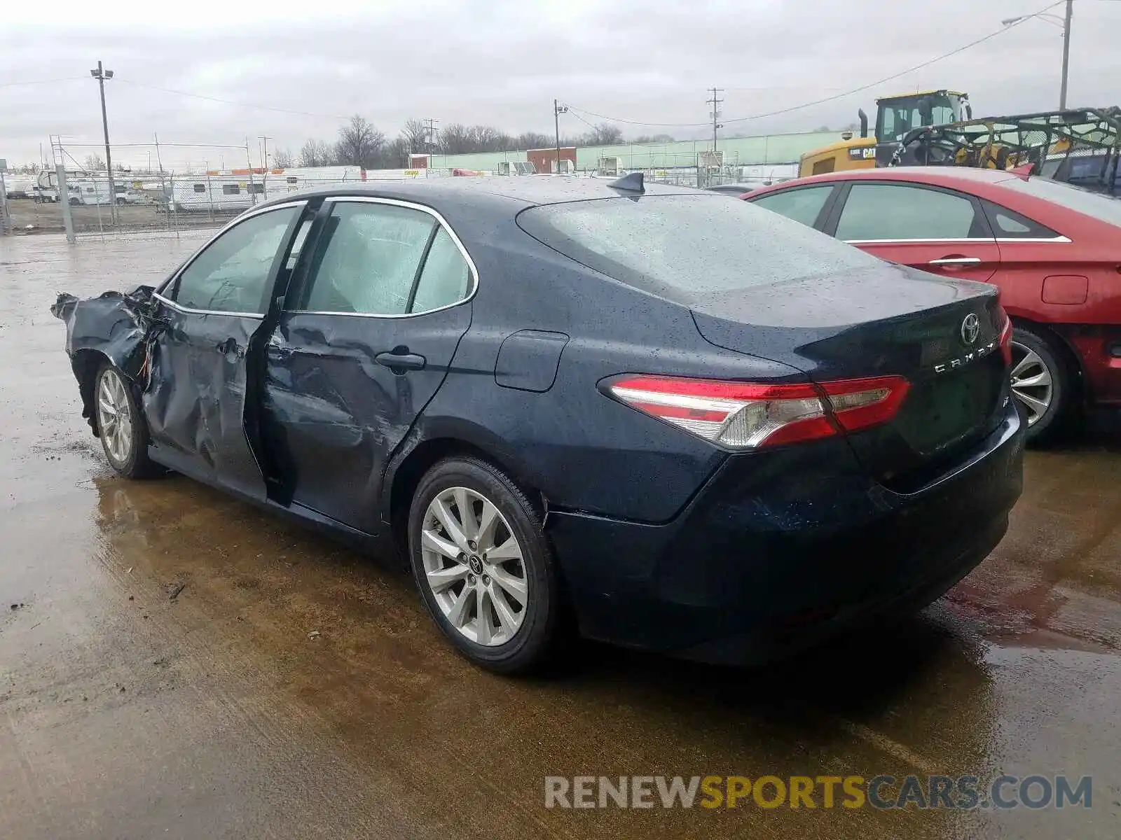 3 Photograph of a damaged car 4T1B11HK1KU281752 TOYOTA CAMRY 2019