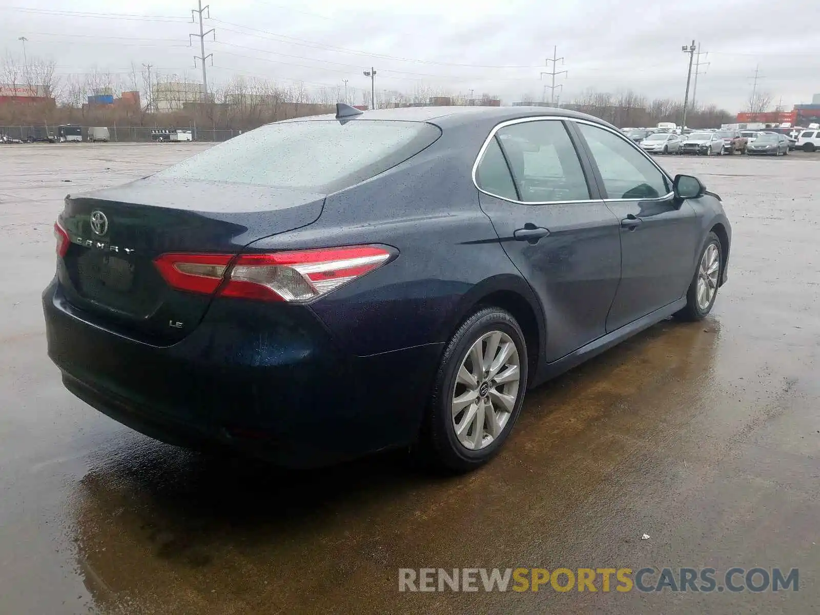 4 Photograph of a damaged car 4T1B11HK1KU281752 TOYOTA CAMRY 2019