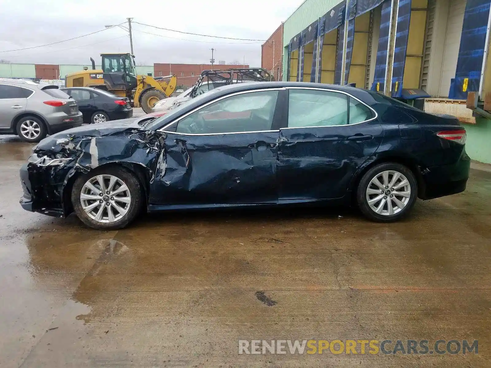 9 Photograph of a damaged car 4T1B11HK1KU281752 TOYOTA CAMRY 2019