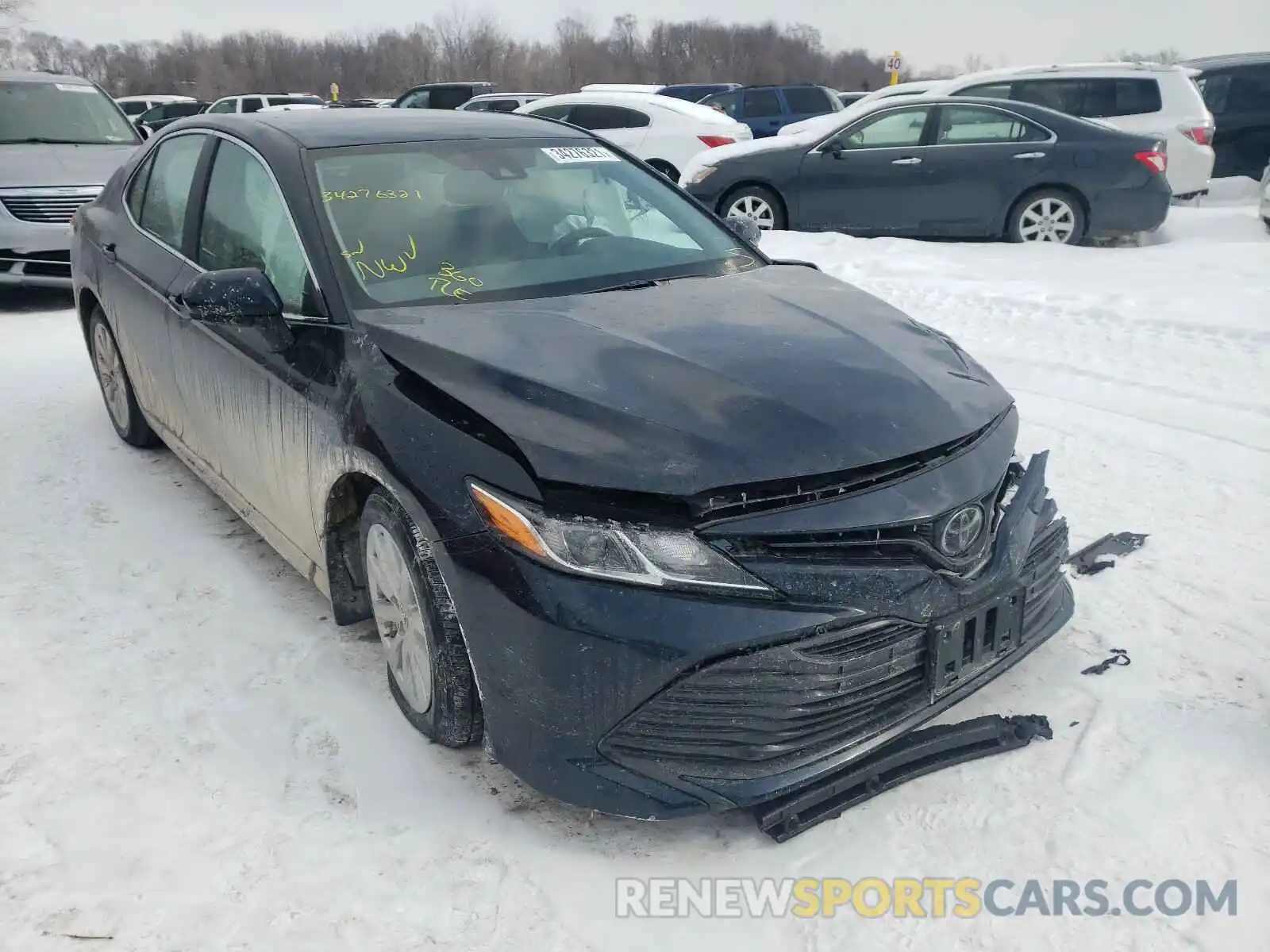 1 Photograph of a damaged car 4T1B11HK1KU282173 TOYOTA CAMRY 2019