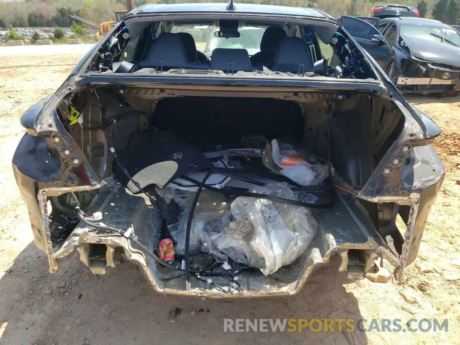 9 Photograph of a damaged car 4T1B11HK1KU283095 TOYOTA CAMRY 2019