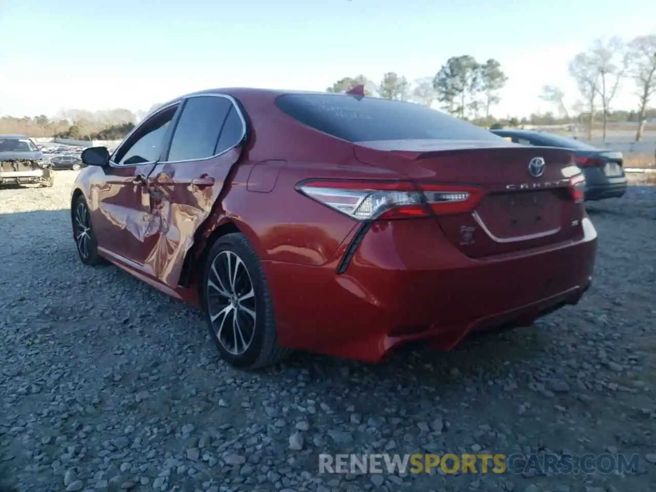 3 Photograph of a damaged car 4T1B11HK1KU283310 TOYOTA CAMRY 2019