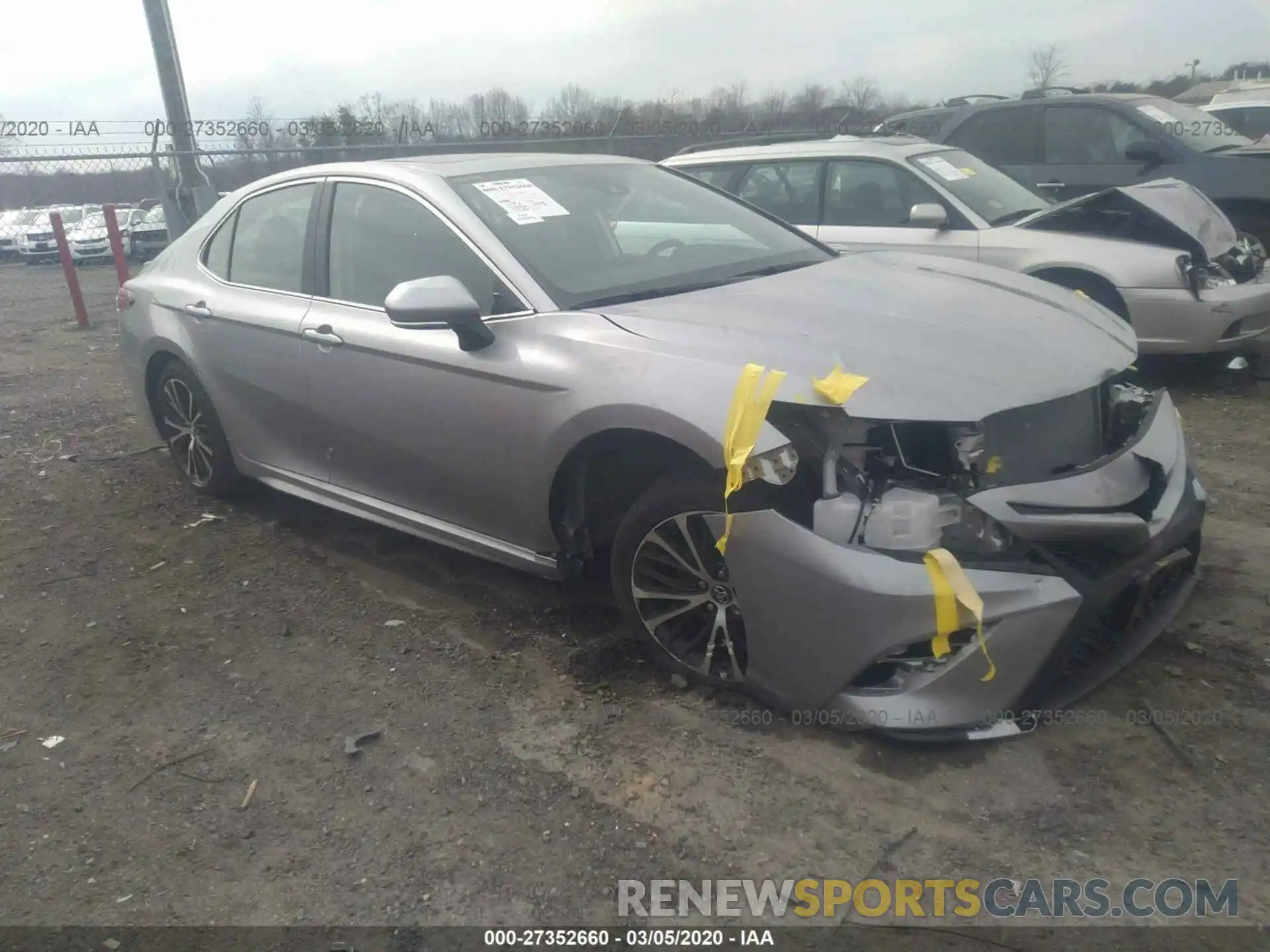 1 Photograph of a damaged car 4T1B11HK1KU283887 TOYOTA CAMRY 2019