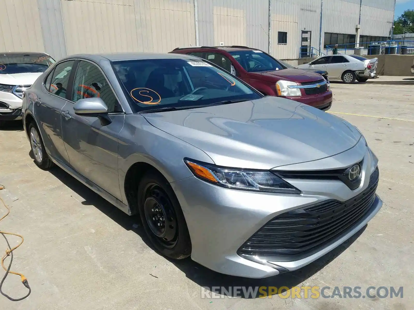 1 Photograph of a damaged car 4T1B11HK1KU284425 TOYOTA CAMRY 2019