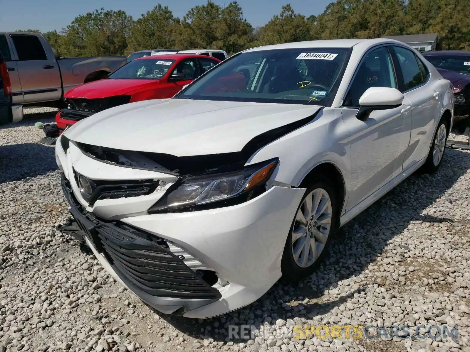 2 Photograph of a damaged car 4T1B11HK1KU285431 TOYOTA CAMRY 2019