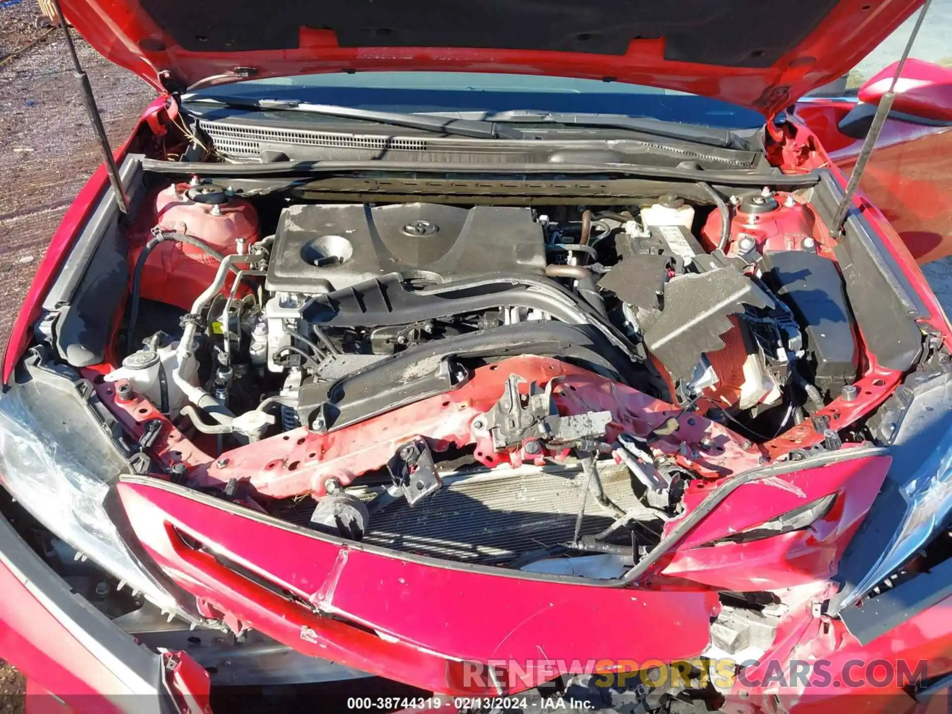 10 Photograph of a damaged car 4T1B11HK1KU285591 TOYOTA CAMRY 2019