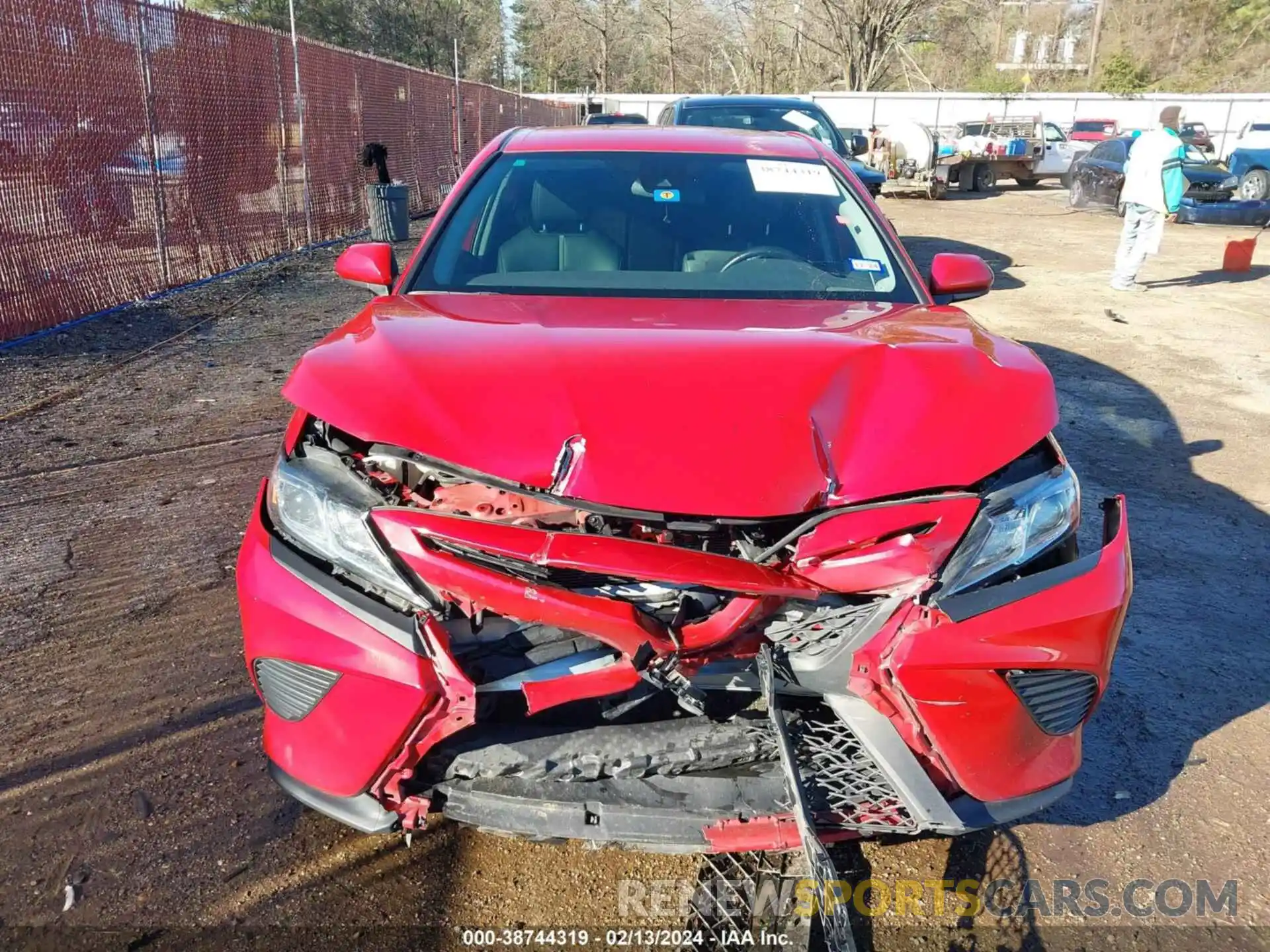 13 Photograph of a damaged car 4T1B11HK1KU285591 TOYOTA CAMRY 2019