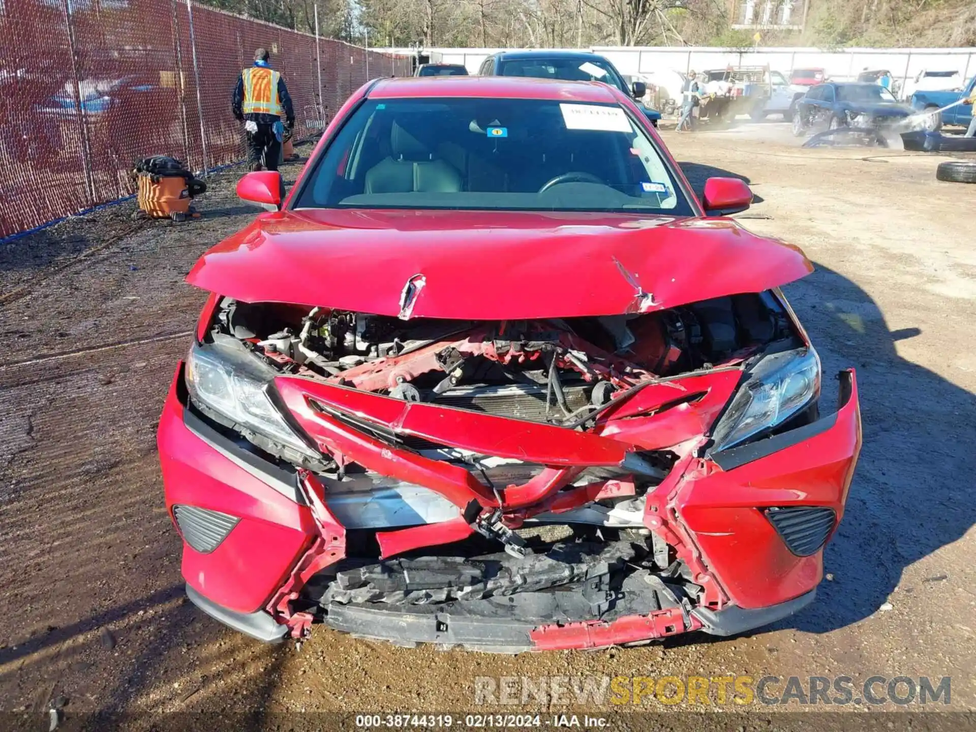 6 Photograph of a damaged car 4T1B11HK1KU285591 TOYOTA CAMRY 2019