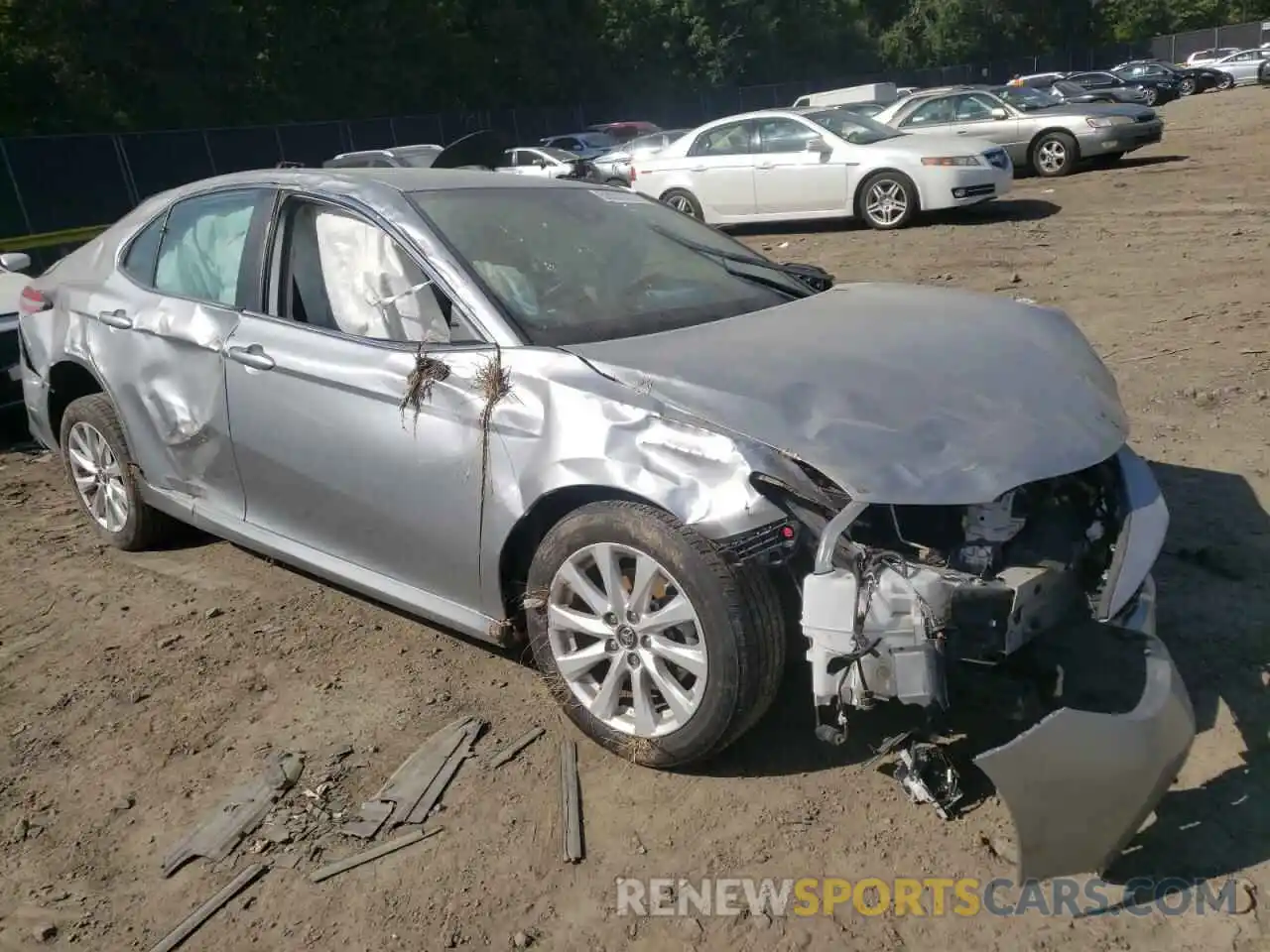 1 Photograph of a damaged car 4T1B11HK1KU286305 TOYOTA CAMRY 2019