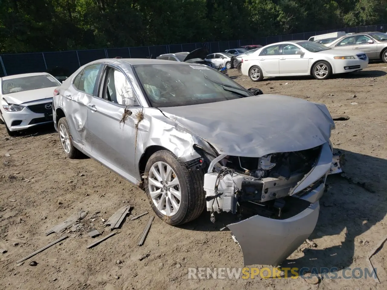 9 Photograph of a damaged car 4T1B11HK1KU286305 TOYOTA CAMRY 2019