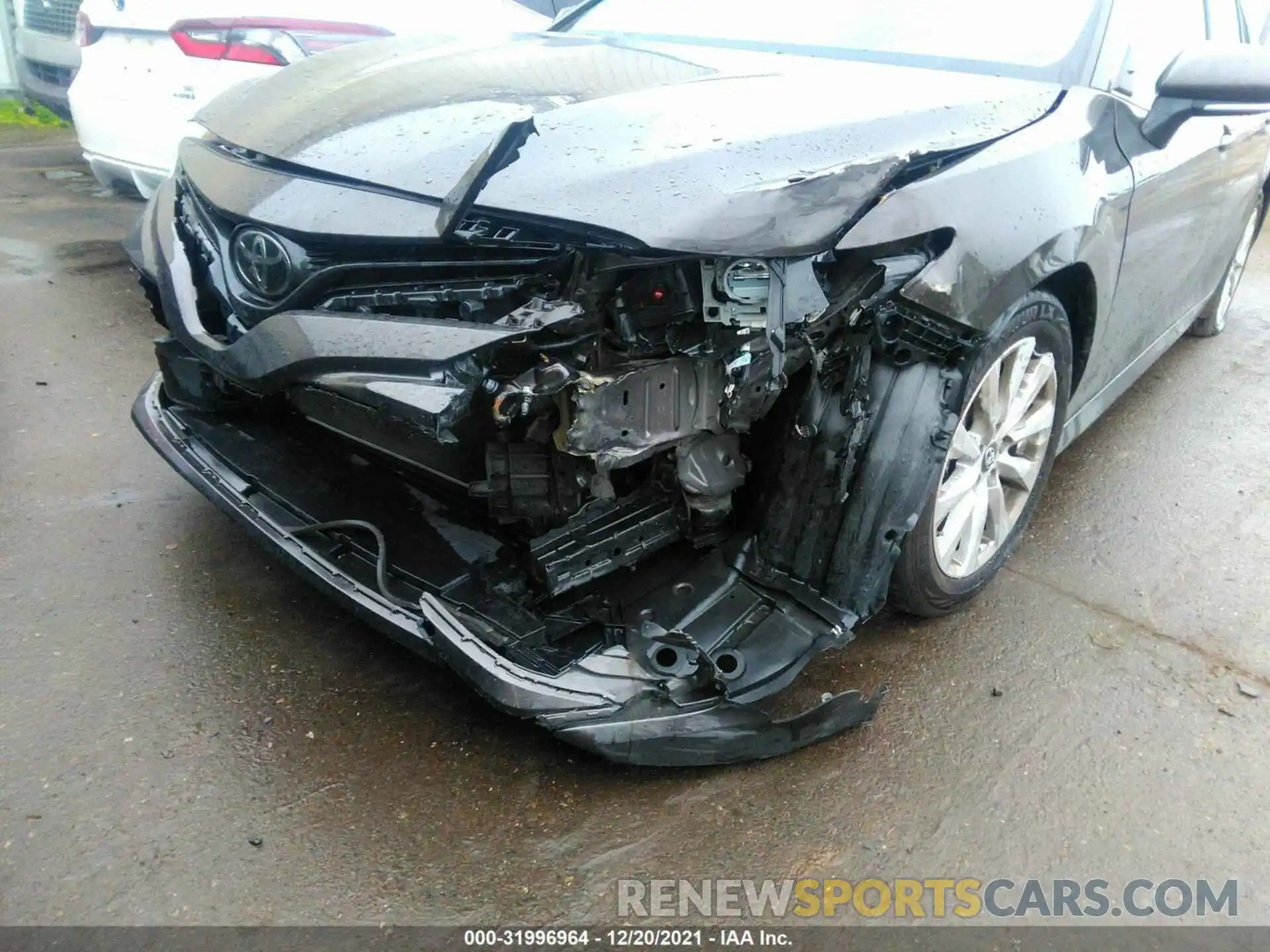 6 Photograph of a damaged car 4T1B11HK1KU286787 TOYOTA CAMRY 2019