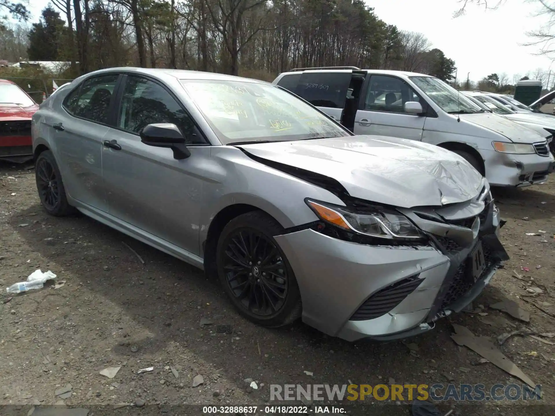 1 Photograph of a damaged car 4T1B11HK1KU288216 TOYOTA CAMRY 2019