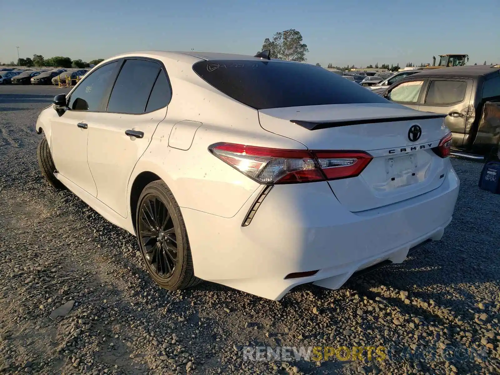 3 Photograph of a damaged car 4T1B11HK1KU288345 TOYOTA CAMRY 2019