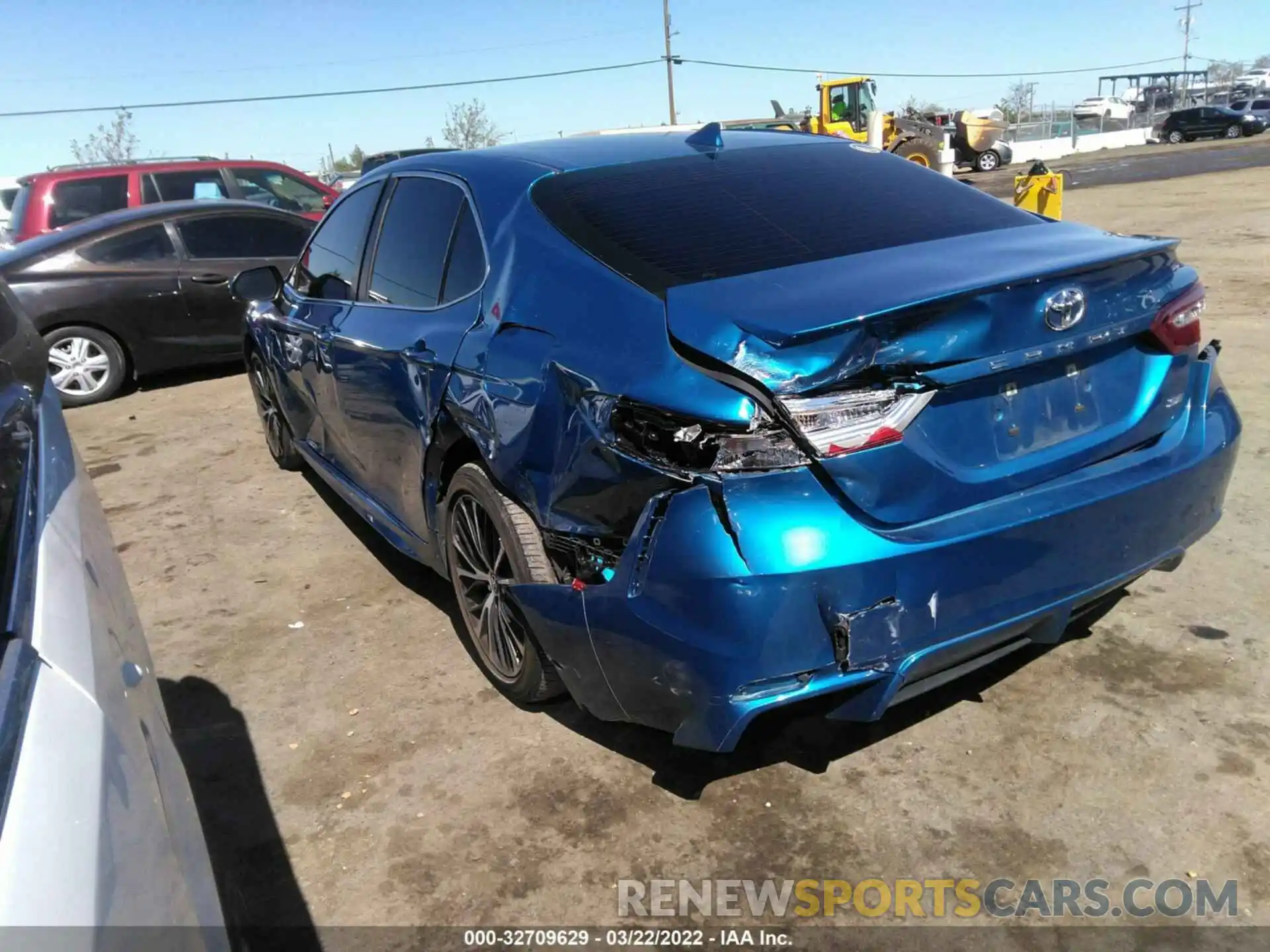 3 Photograph of a damaged car 4T1B11HK1KU289401 TOYOTA CAMRY 2019