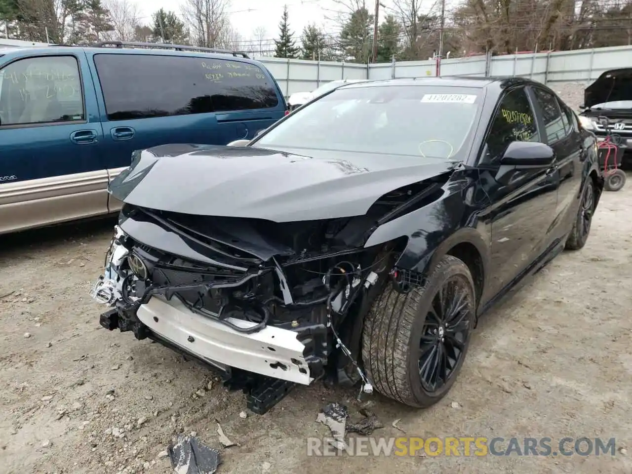 2 Photograph of a damaged car 4T1B11HK1KU292458 TOYOTA CAMRY 2019