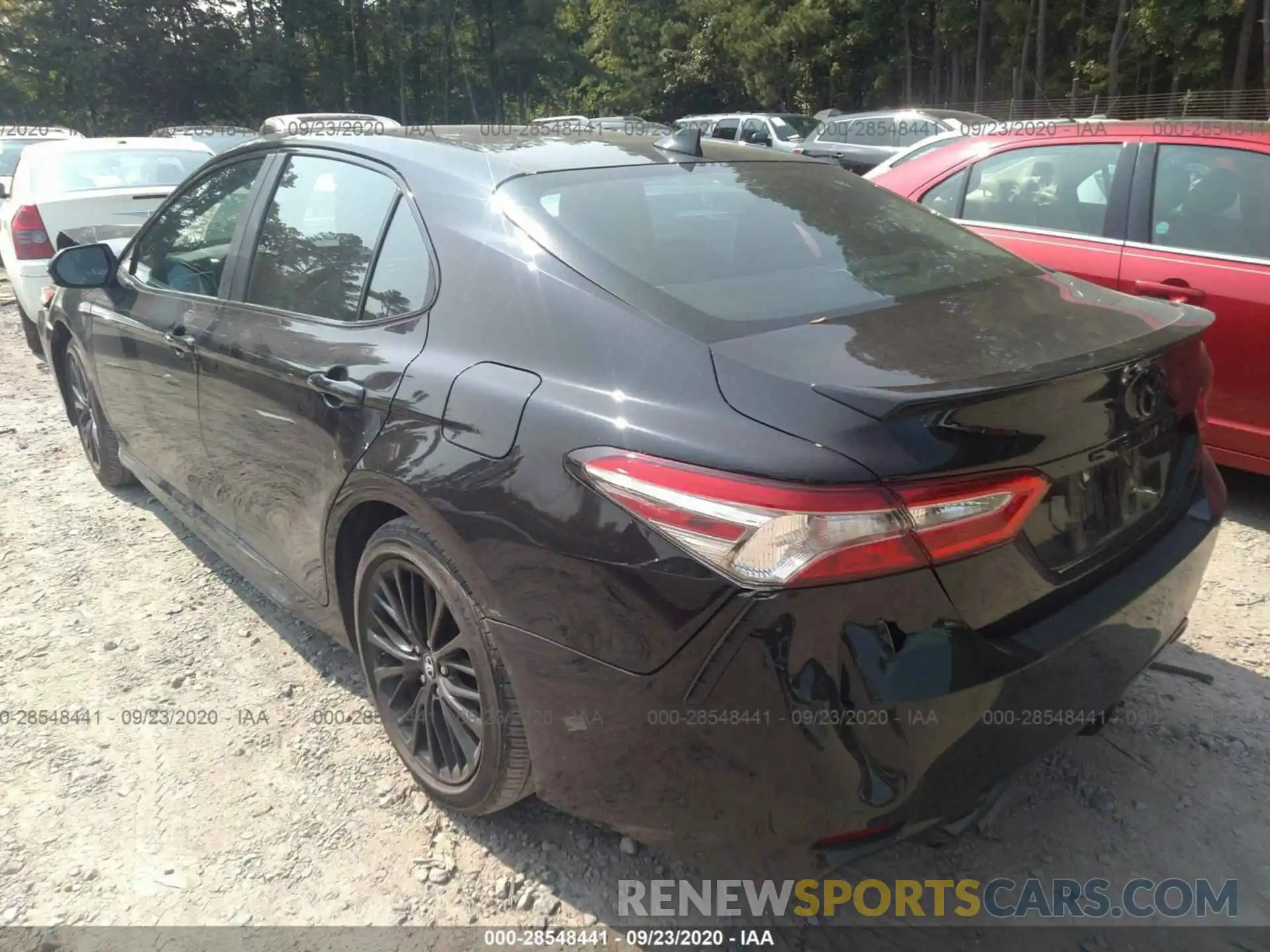 3 Photograph of a damaged car 4T1B11HK1KU295554 TOYOTA CAMRY 2019