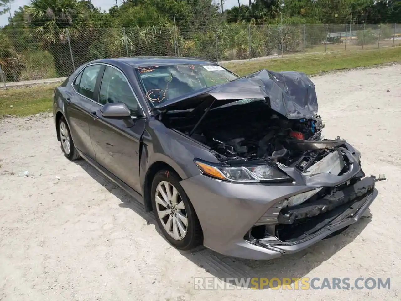 1 Photograph of a damaged car 4T1B11HK1KU678930 TOYOTA CAMRY 2019