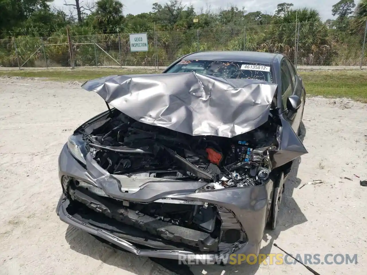 9 Photograph of a damaged car 4T1B11HK1KU678930 TOYOTA CAMRY 2019