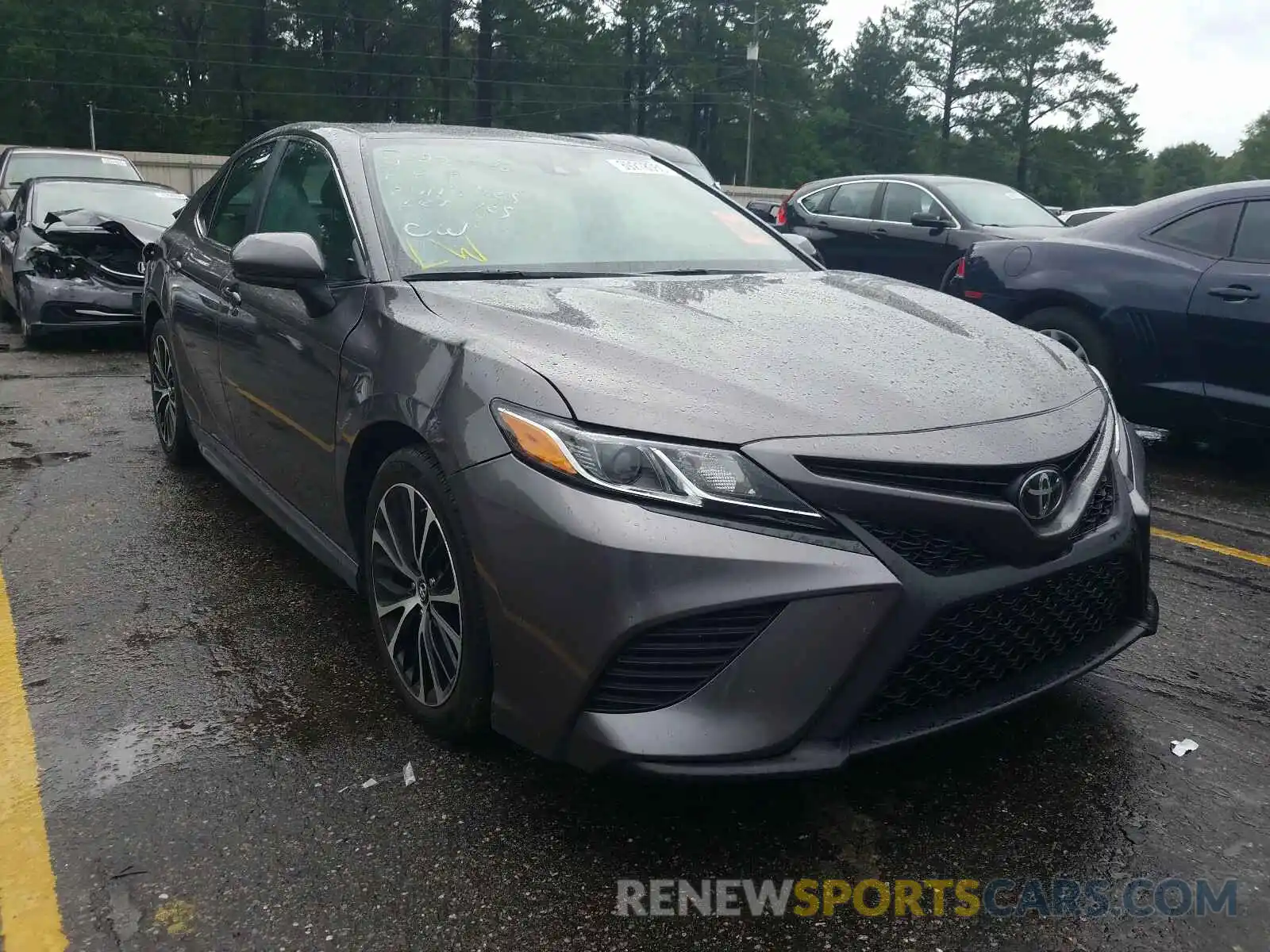 1 Photograph of a damaged car 4T1B11HK1KU679222 TOYOTA CAMRY 2019