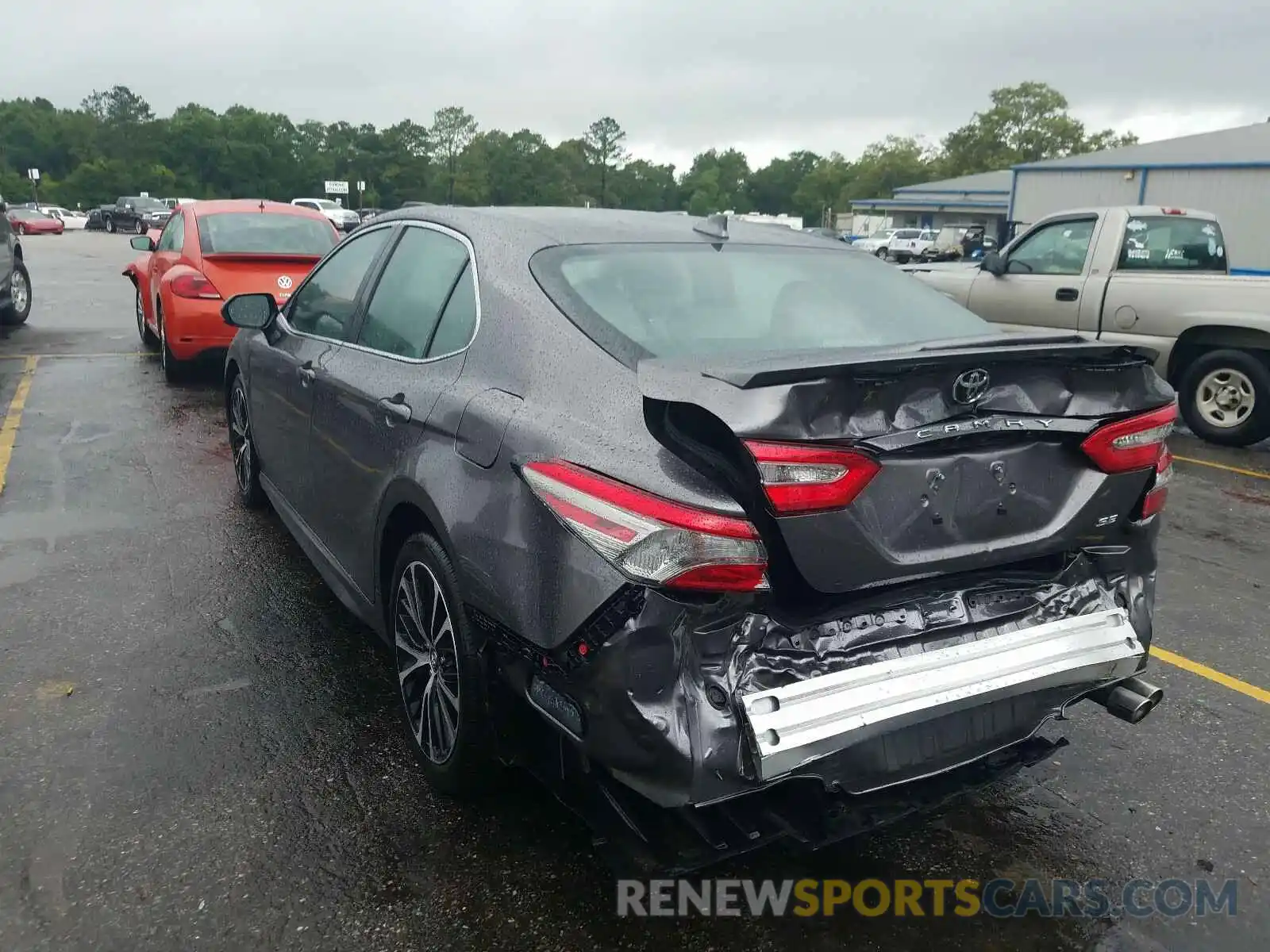 3 Photograph of a damaged car 4T1B11HK1KU679222 TOYOTA CAMRY 2019