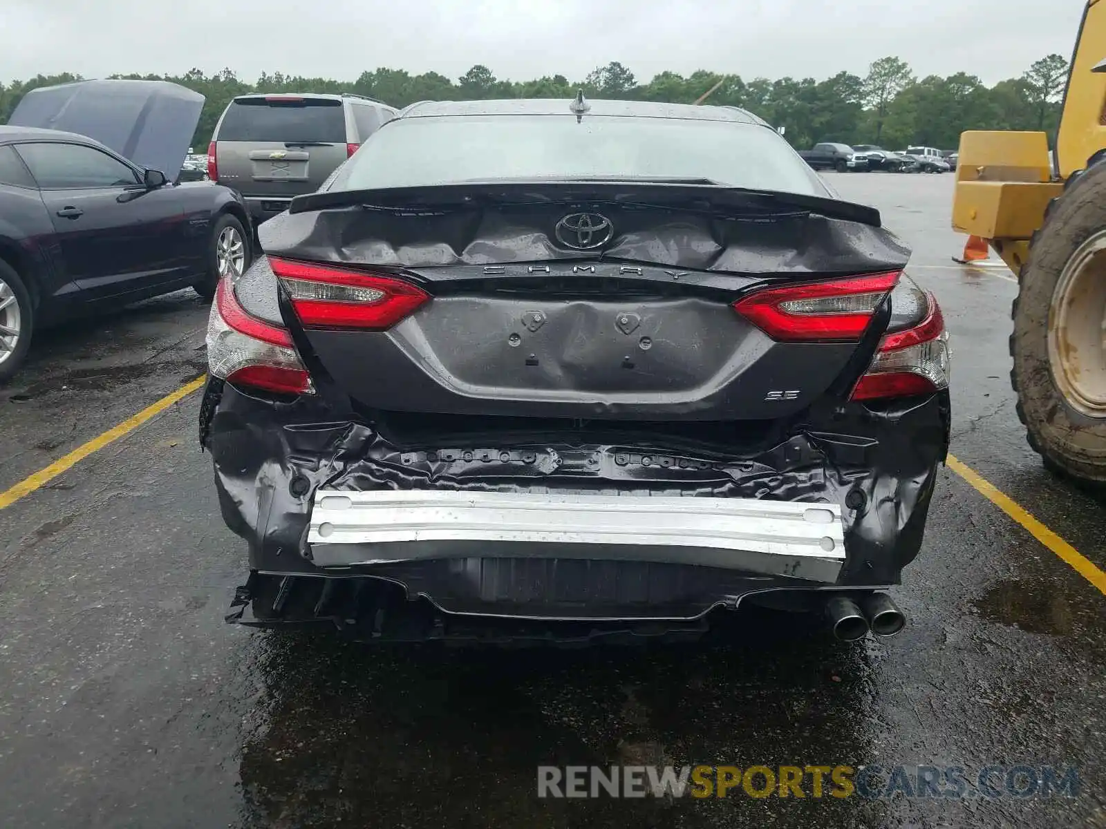 9 Photograph of a damaged car 4T1B11HK1KU679222 TOYOTA CAMRY 2019