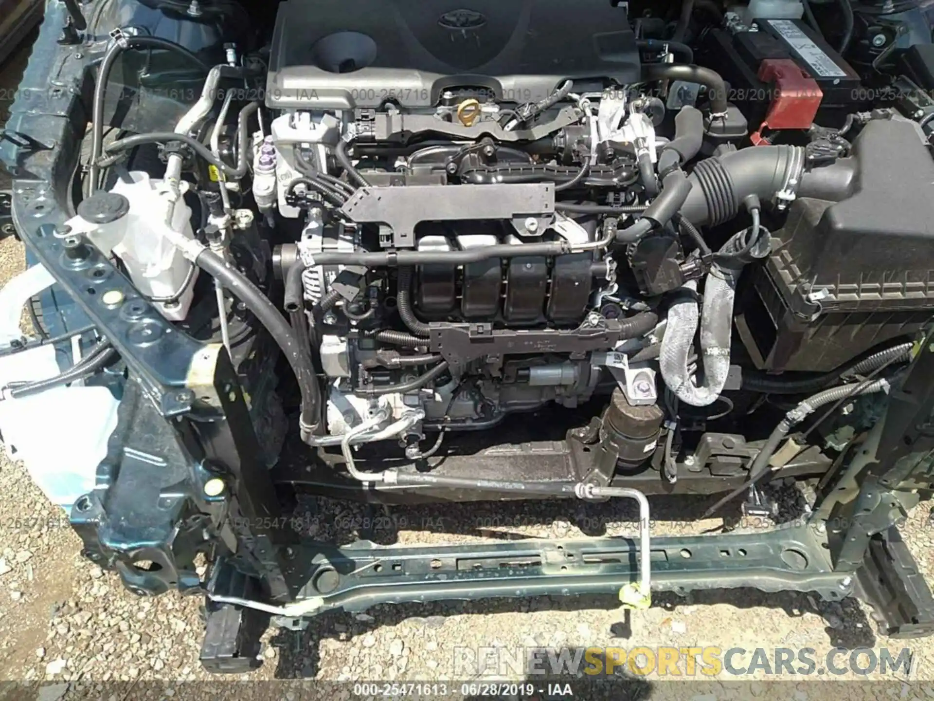 10 Photograph of a damaged car 4T1B11HK1KU679642 TOYOTA CAMRY 2019