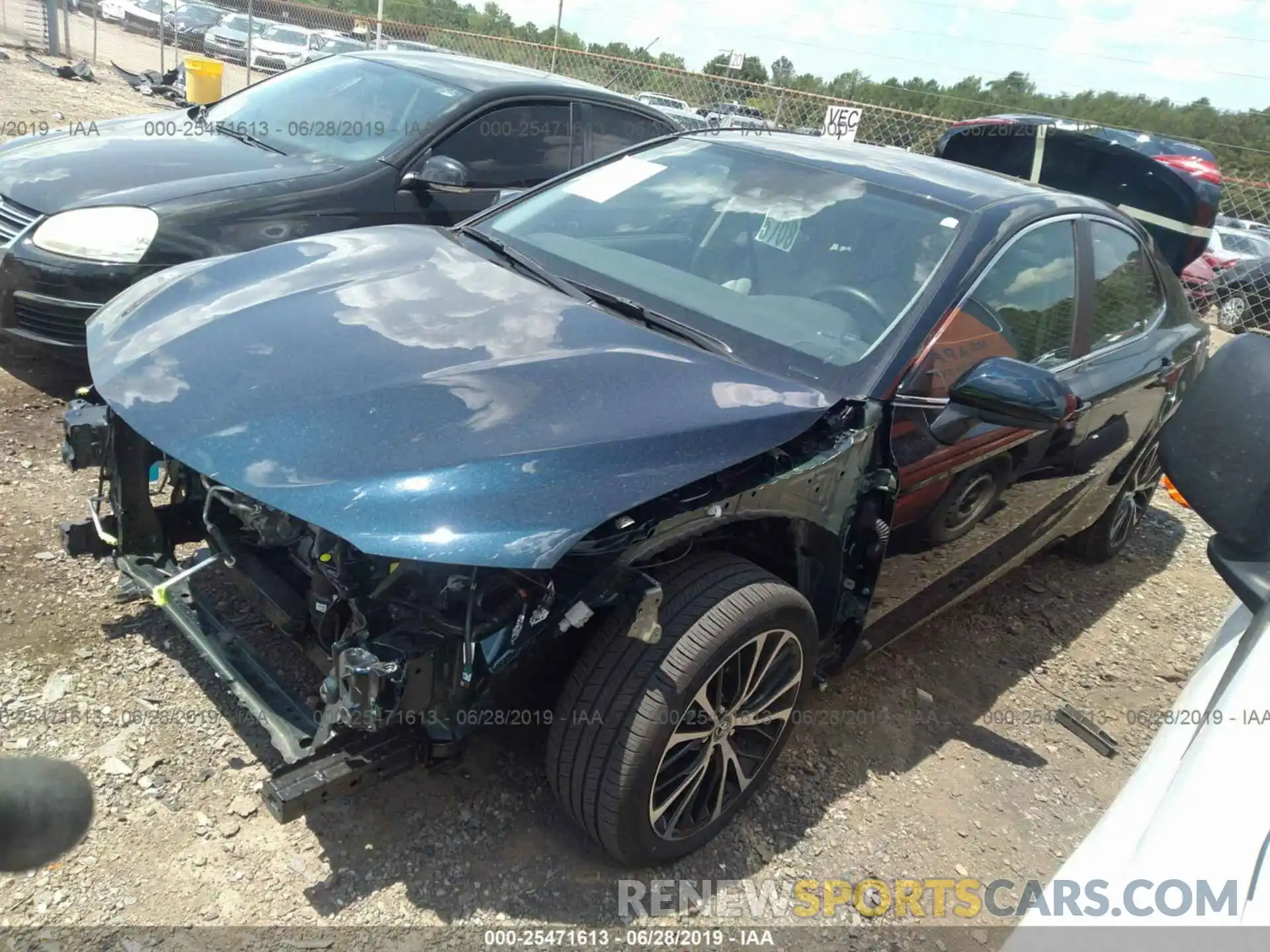 2 Photograph of a damaged car 4T1B11HK1KU679642 TOYOTA CAMRY 2019