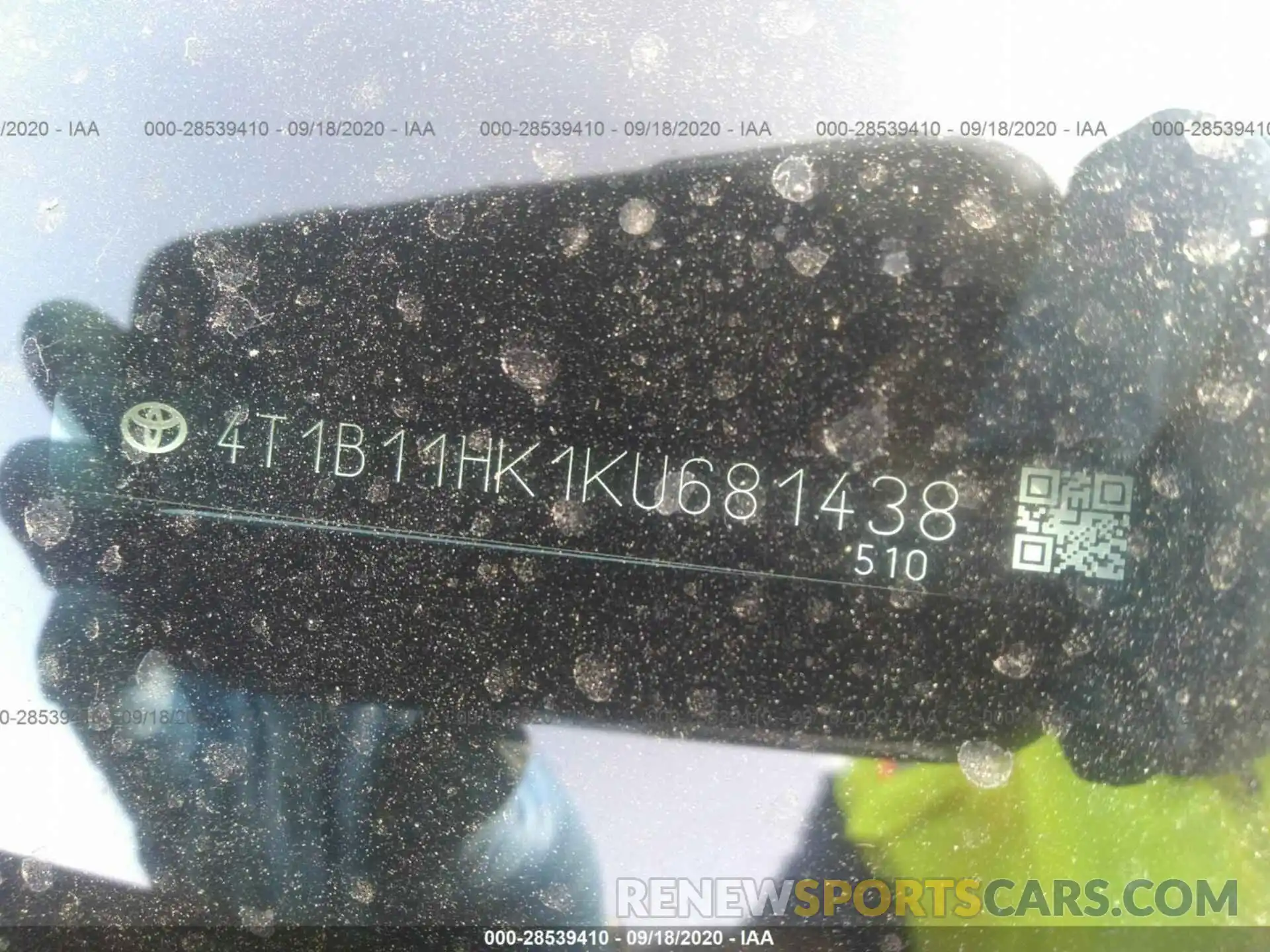 9 Photograph of a damaged car 4T1B11HK1KU681438 TOYOTA CAMRY 2019