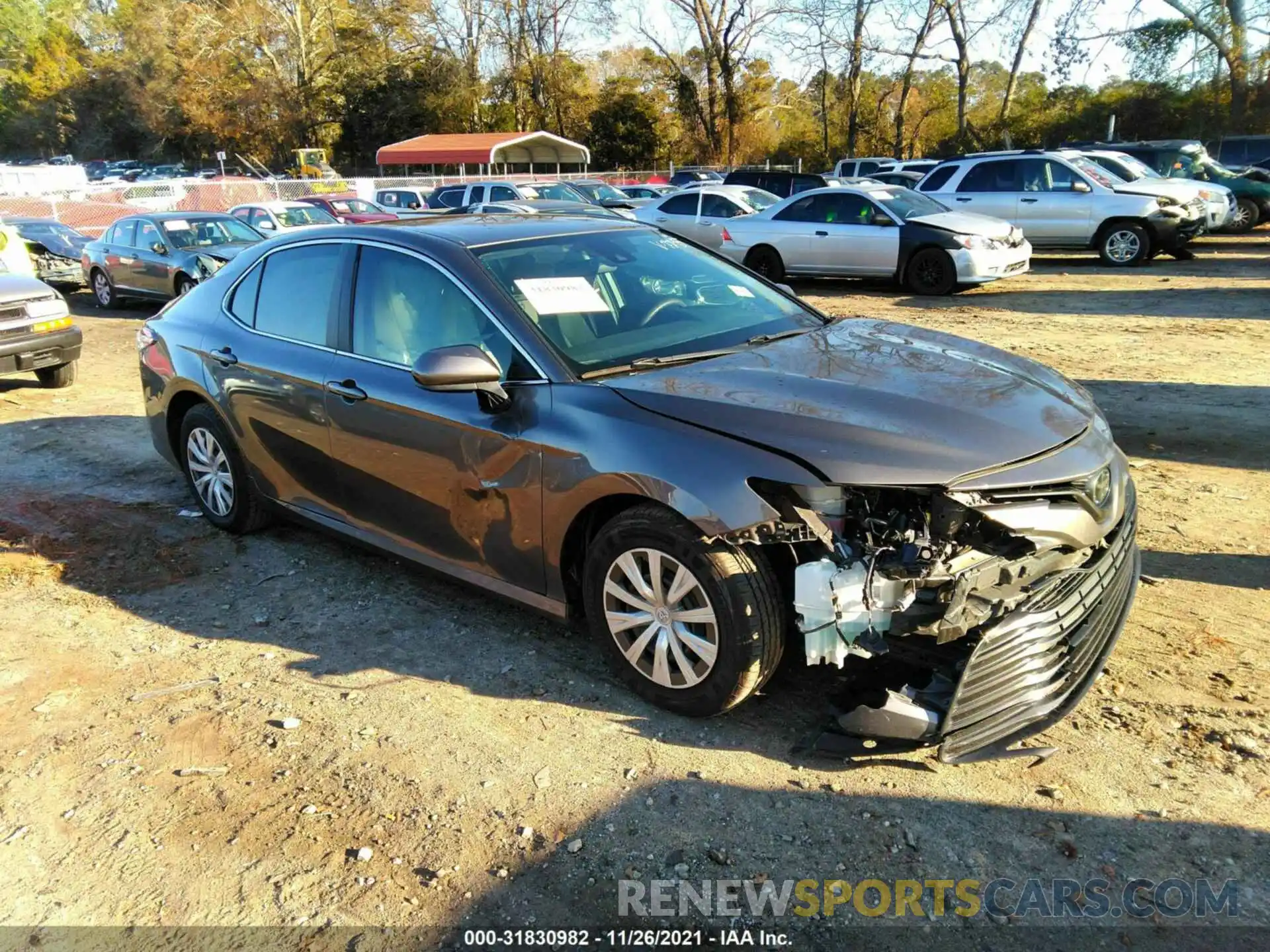 1 Photograph of a damaged car 4T1B11HK1KU682248 TOYOTA CAMRY 2019