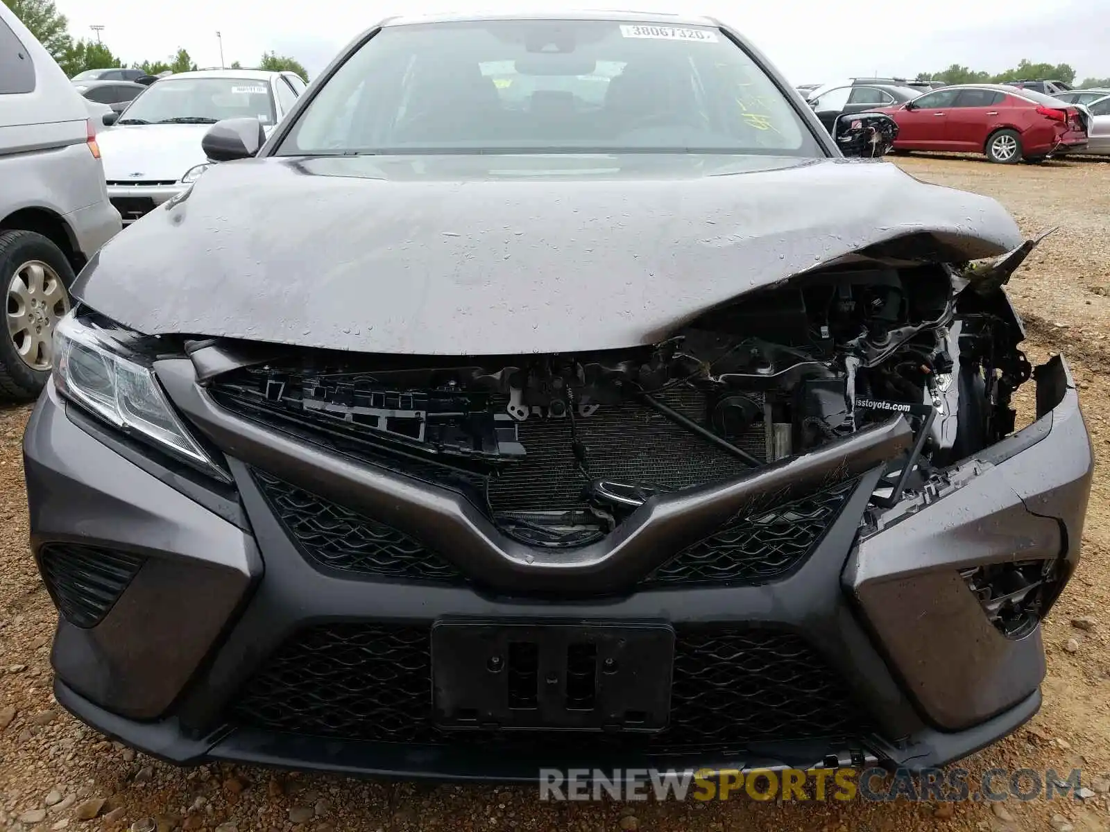 9 Photograph of a damaged car 4T1B11HK1KU683724 TOYOTA CAMRY 2019