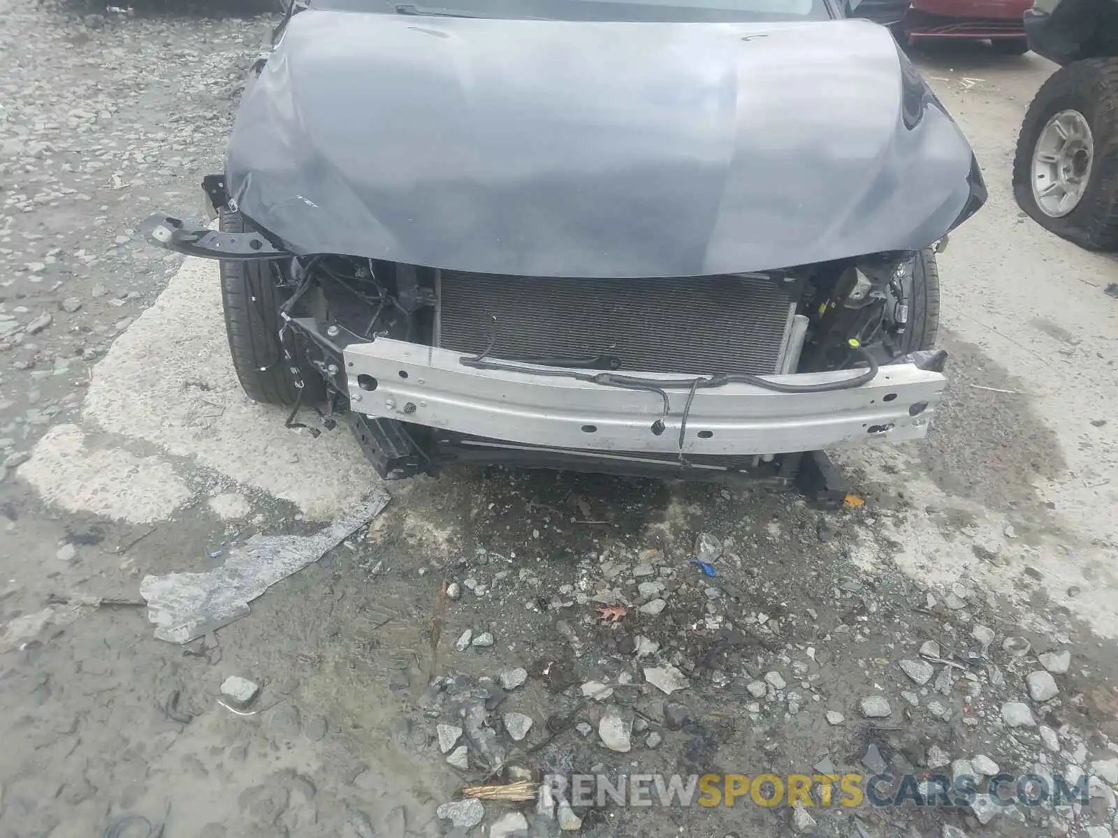 9 Photograph of a damaged car 4T1B11HK1KU686106 TOYOTA CAMRY 2019