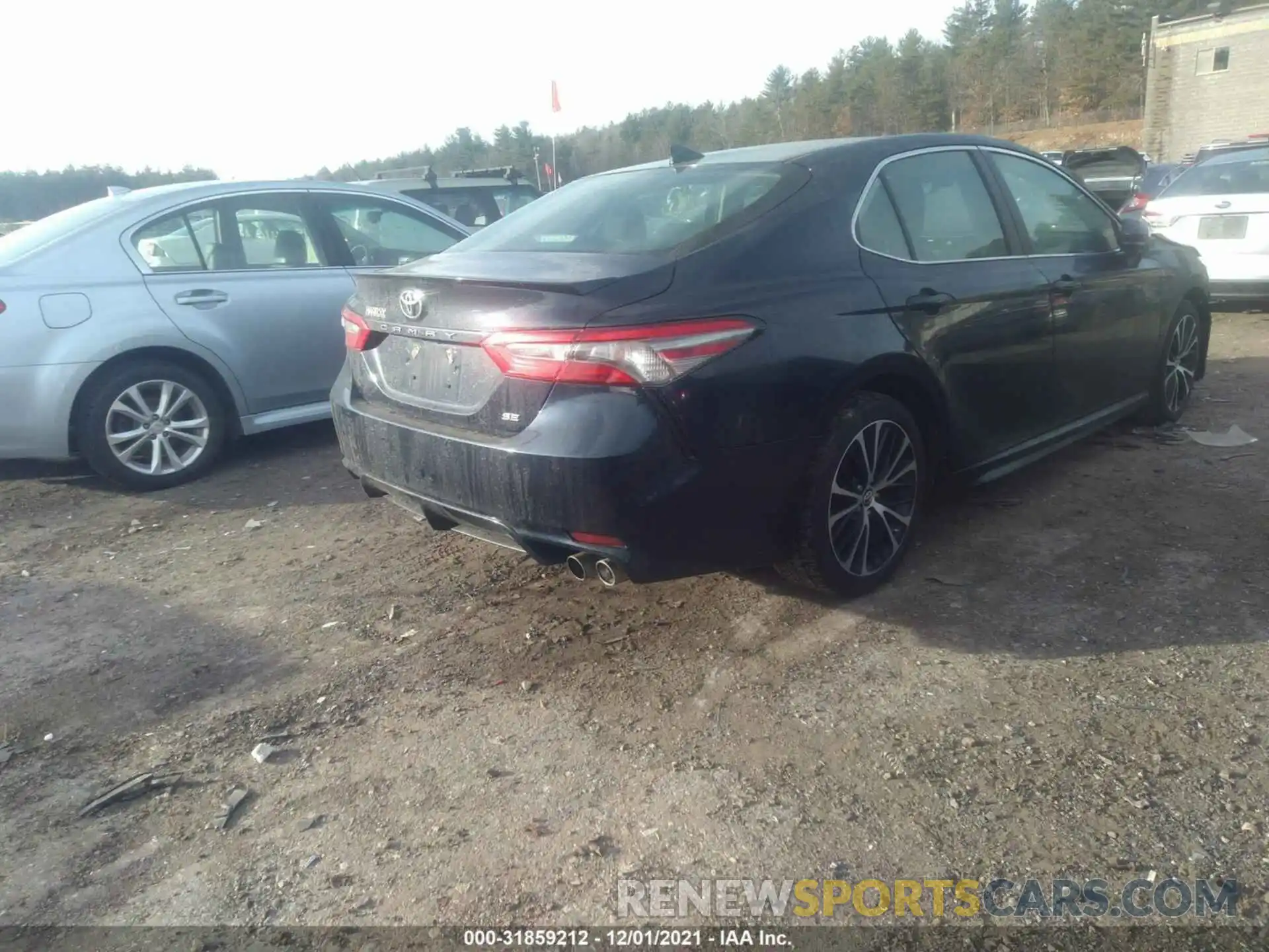 4 Фотография поврежденного автомобиля 4T1B11HK1KU686946 TOYOTA CAMRY 2019