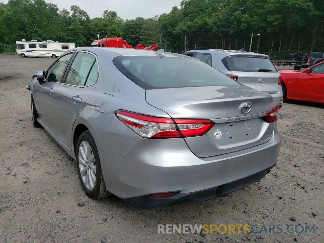 3 Photograph of a damaged car 4T1B11HK1KU687532 TOYOTA CAMRY 2019