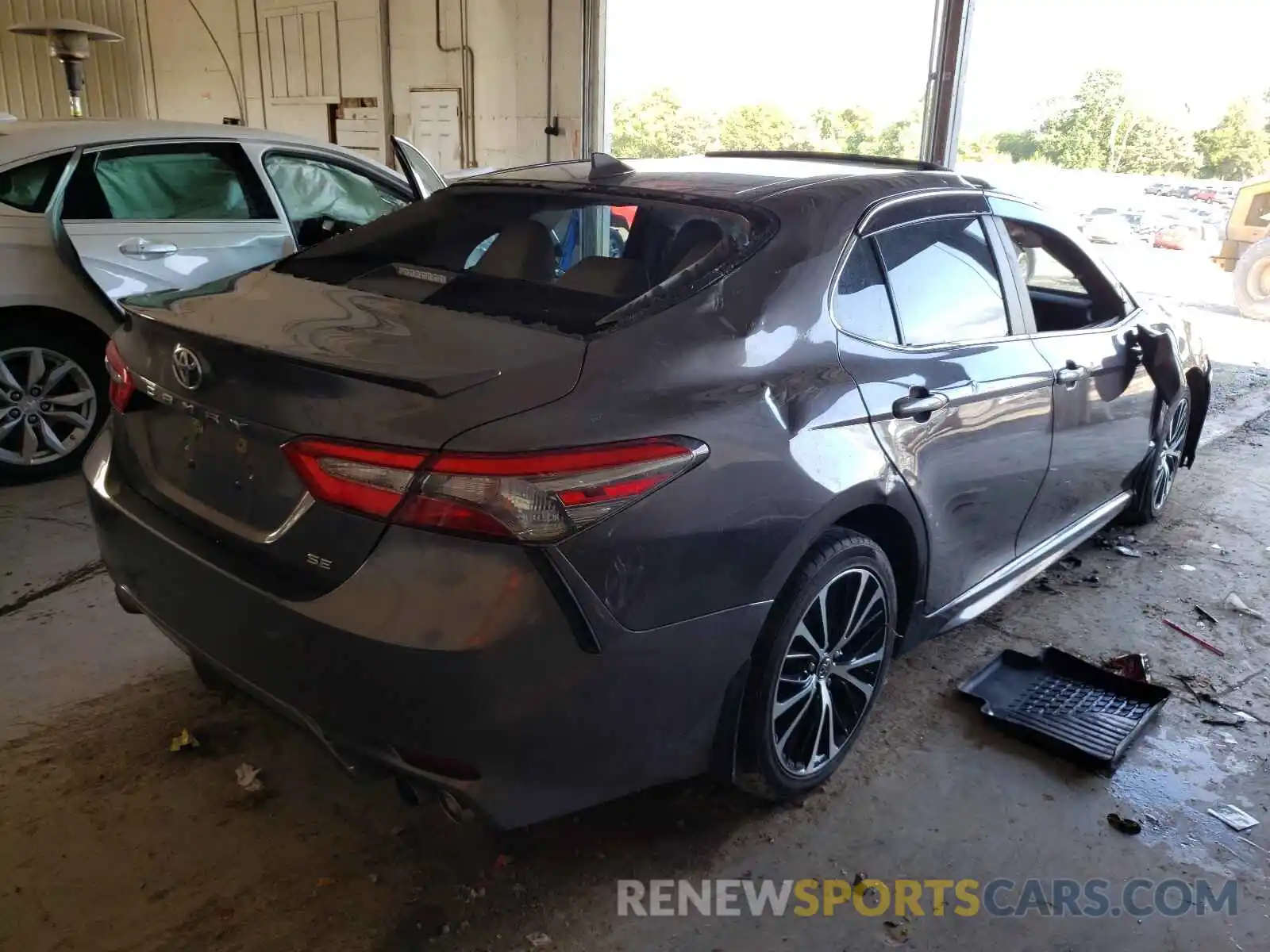 4 Photograph of a damaged car 4T1B11HK1KU687711 TOYOTA CAMRY 2019