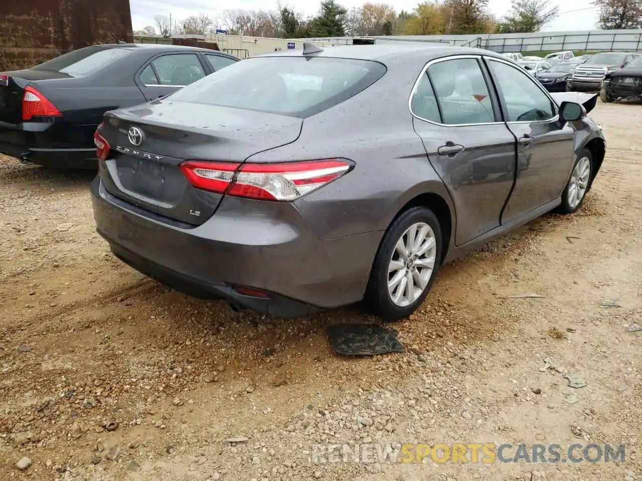 4 Photograph of a damaged car 4T1B11HK1KU688311 TOYOTA CAMRY 2019