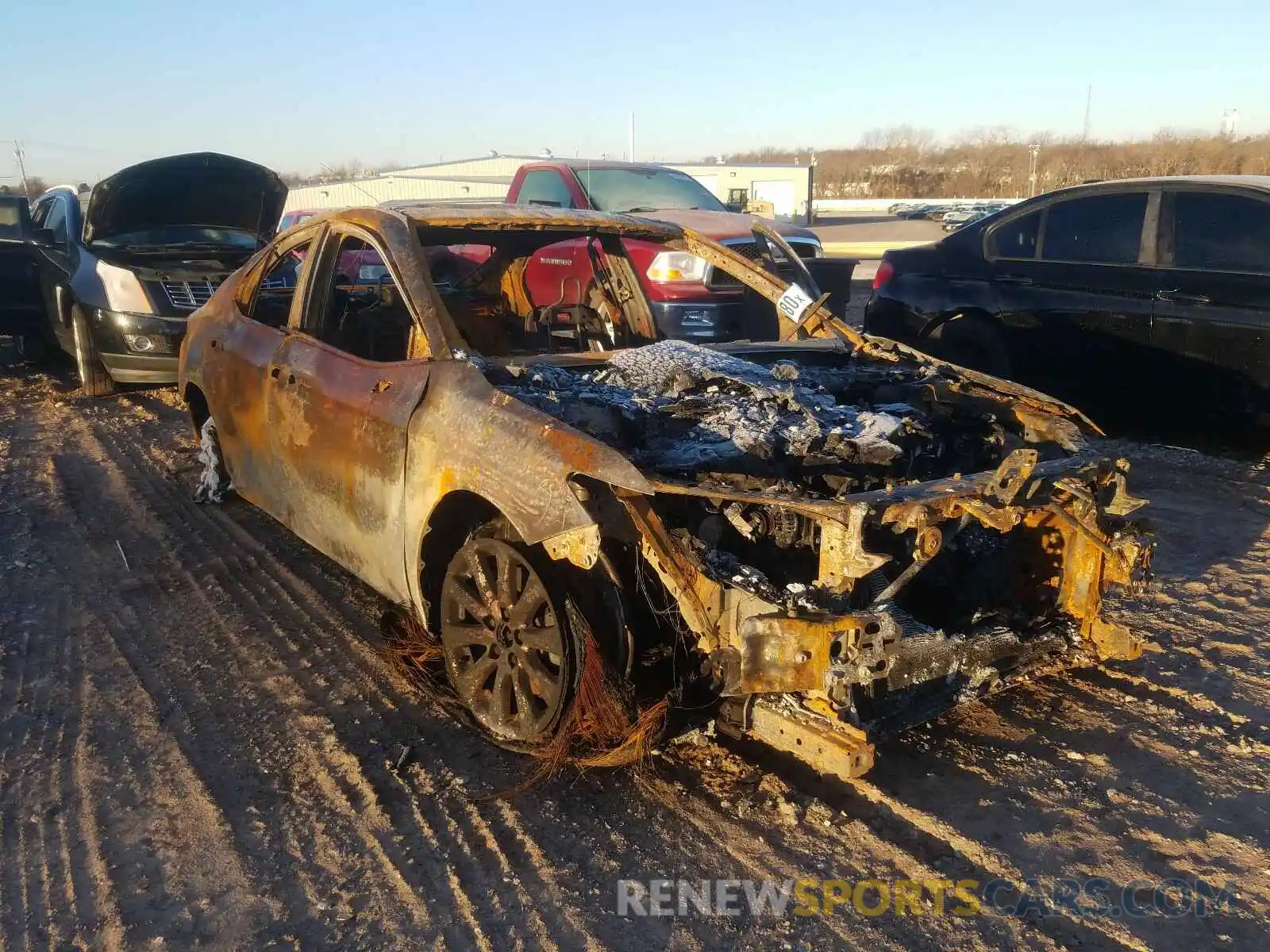 1 Photograph of a damaged car 4T1B11HK1KU688826 TOYOTA CAMRY 2019