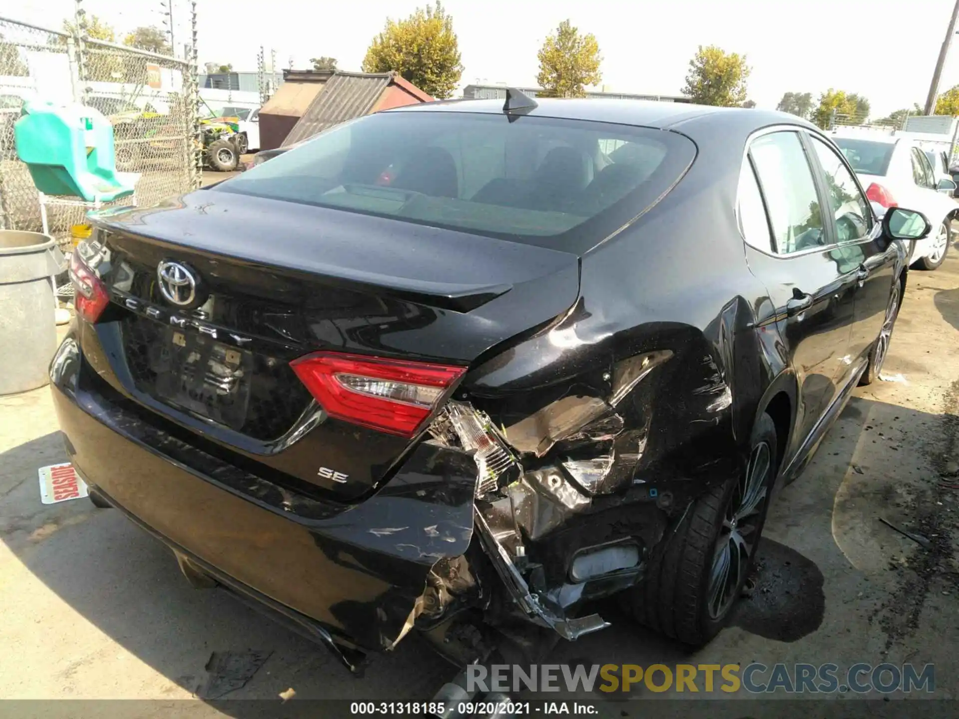 4 Photograph of a damaged car 4T1B11HK1KU689538 TOYOTA CAMRY 2019