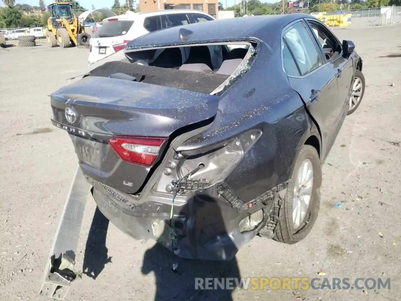 4 Photograph of a damaged car 4T1B11HK1KU690379 TOYOTA CAMRY 2019