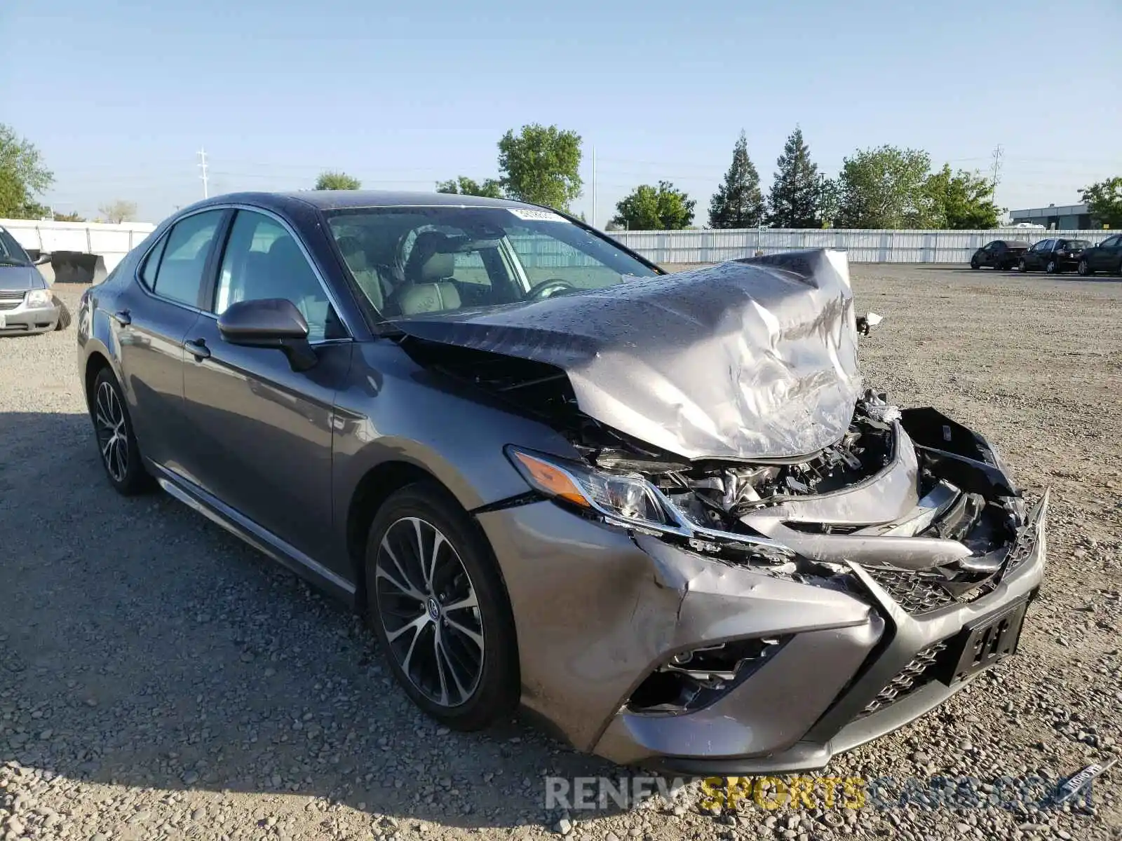 1 Photograph of a damaged car 4T1B11HK1KU691791 TOYOTA CAMRY 2019