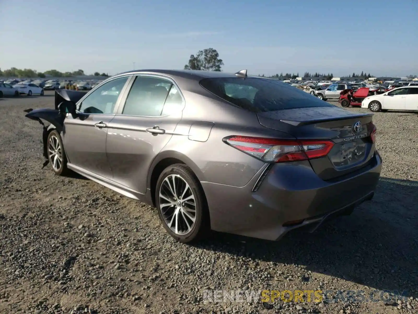 3 Photograph of a damaged car 4T1B11HK1KU691791 TOYOTA CAMRY 2019