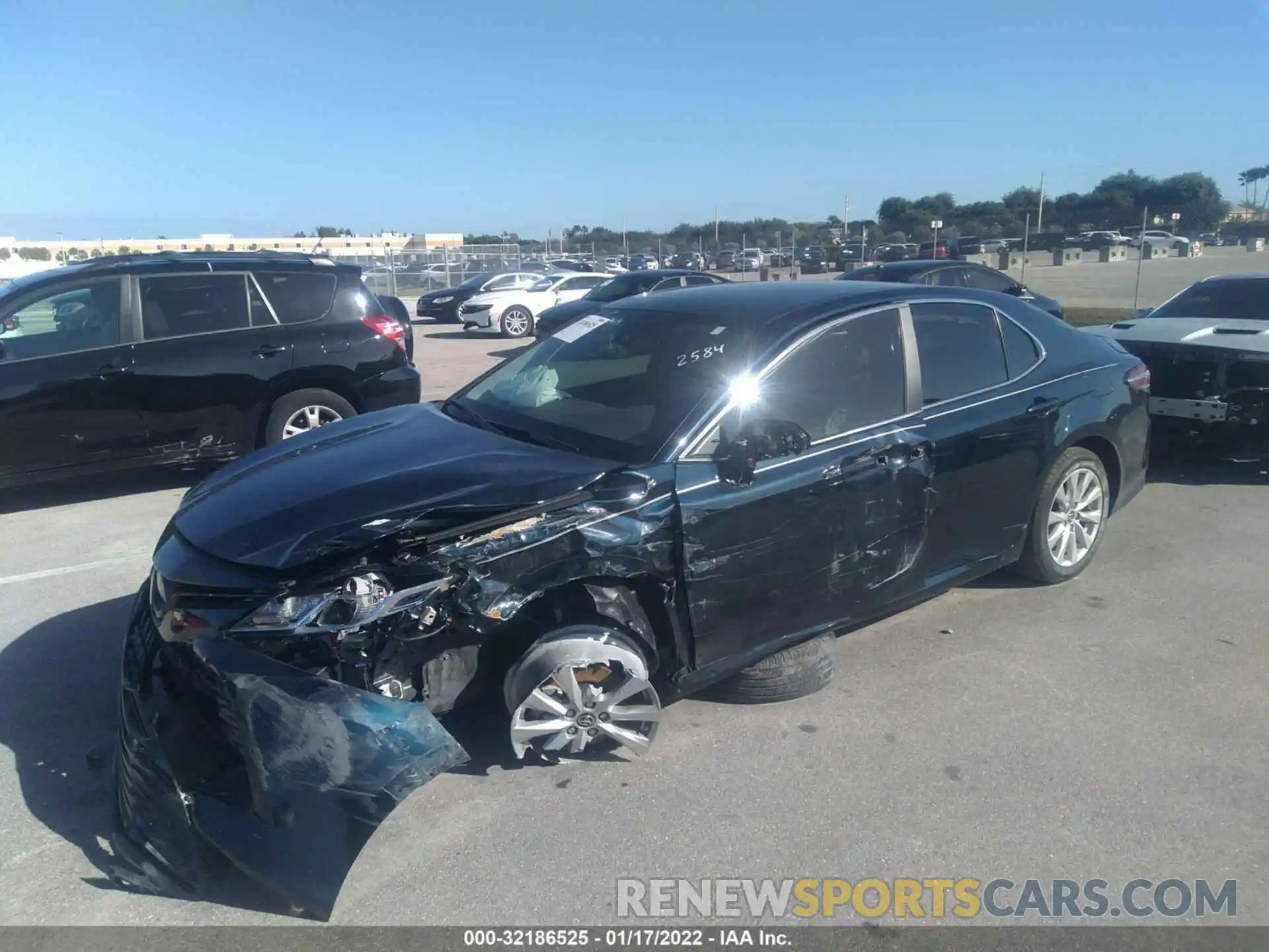 2 Photograph of a damaged car 4T1B11HK1KU692584 TOYOTA CAMRY 2019