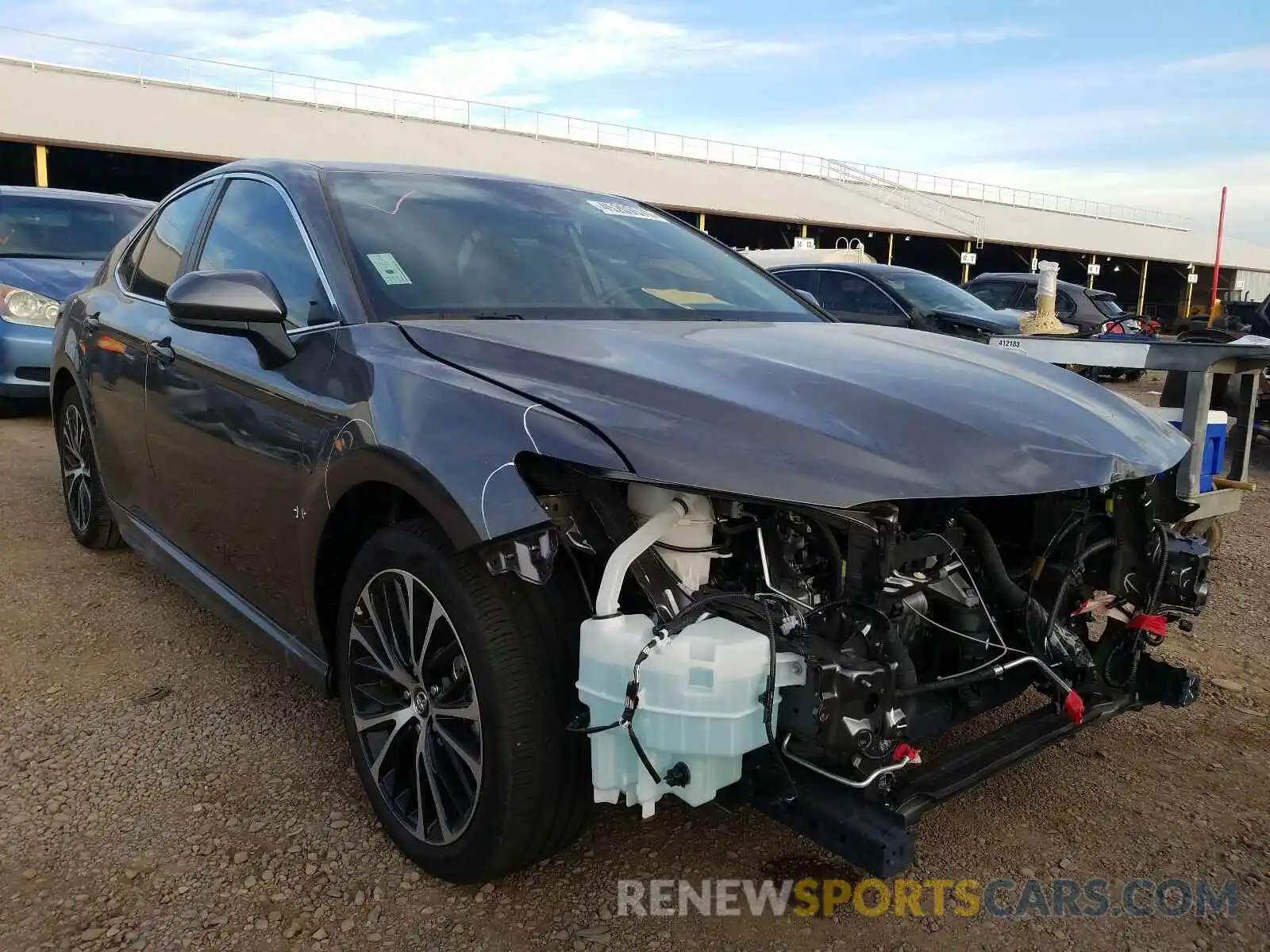 1 Photograph of a damaged car 4T1B11HK1KU693735 TOYOTA CAMRY 2019