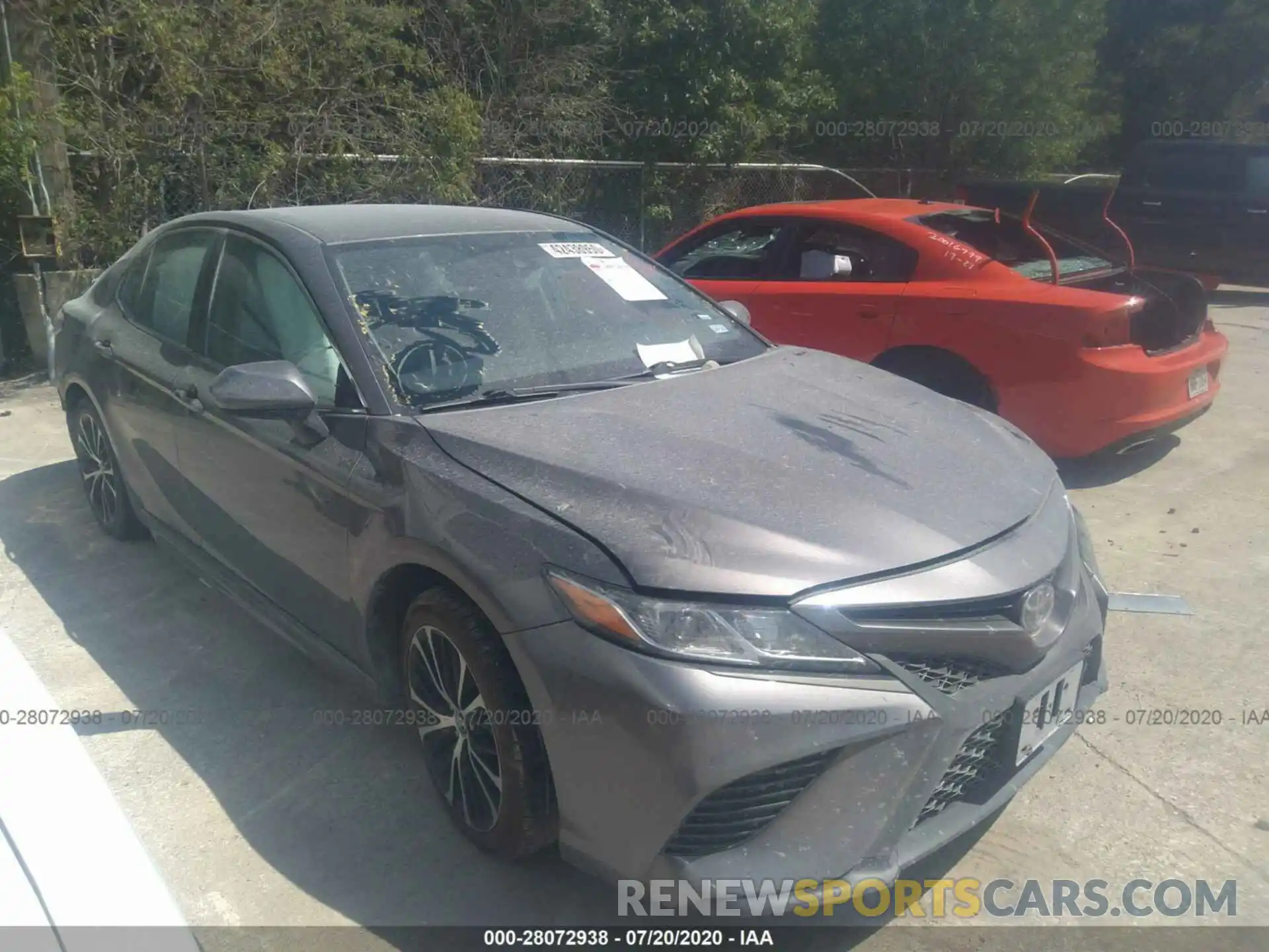 1 Photograph of a damaged car 4T1B11HK1KU696487 TOYOTA CAMRY 2019