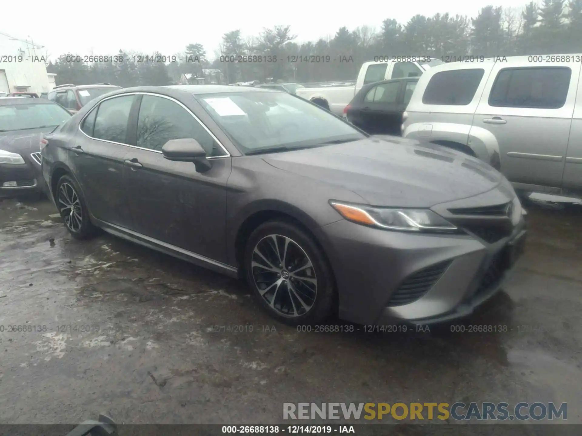 1 Photograph of a damaged car 4T1B11HK1KU696649 TOYOTA CAMRY 2019